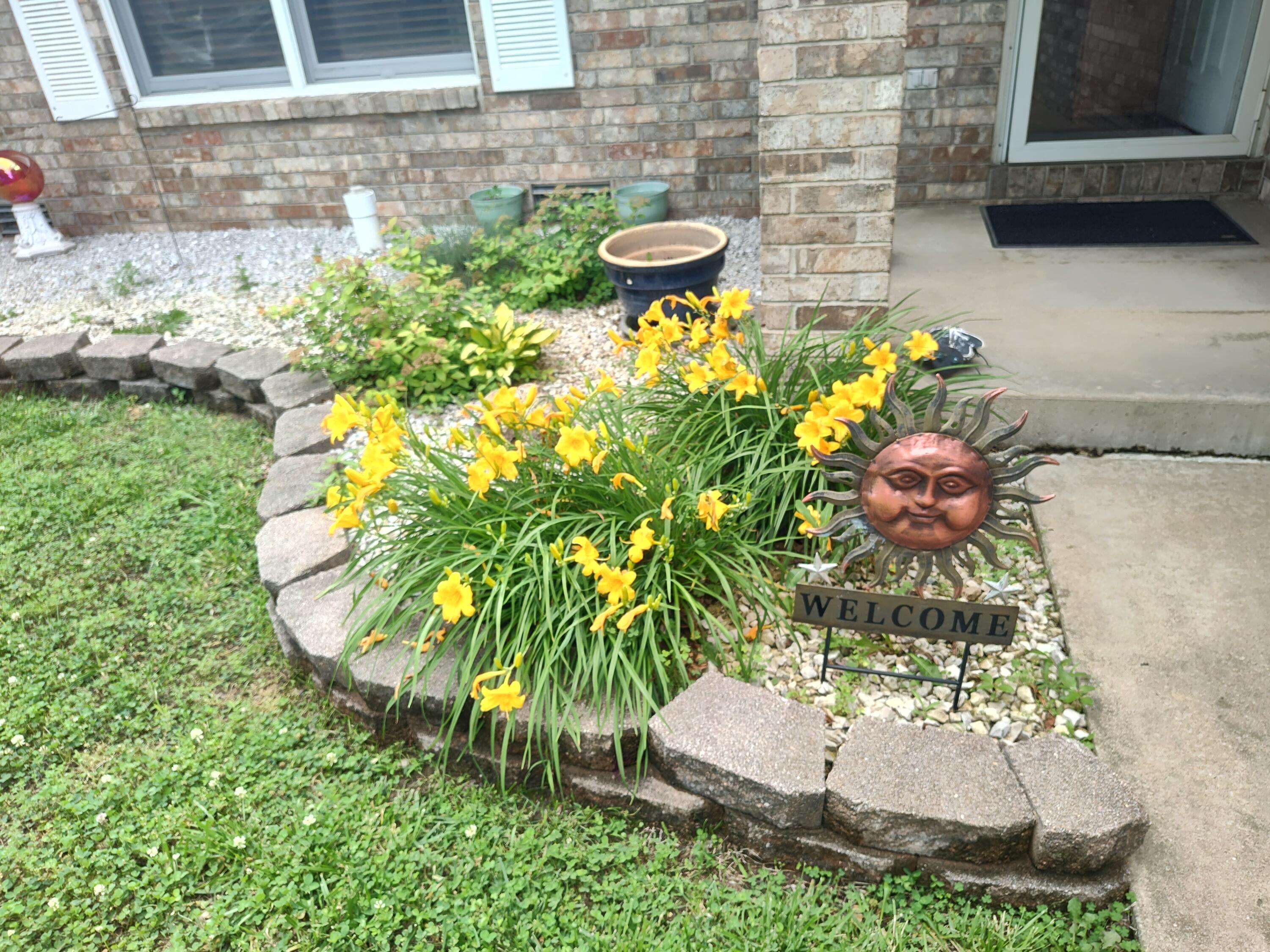 1505 S Sunset AVE, Bolivar, MO 65613