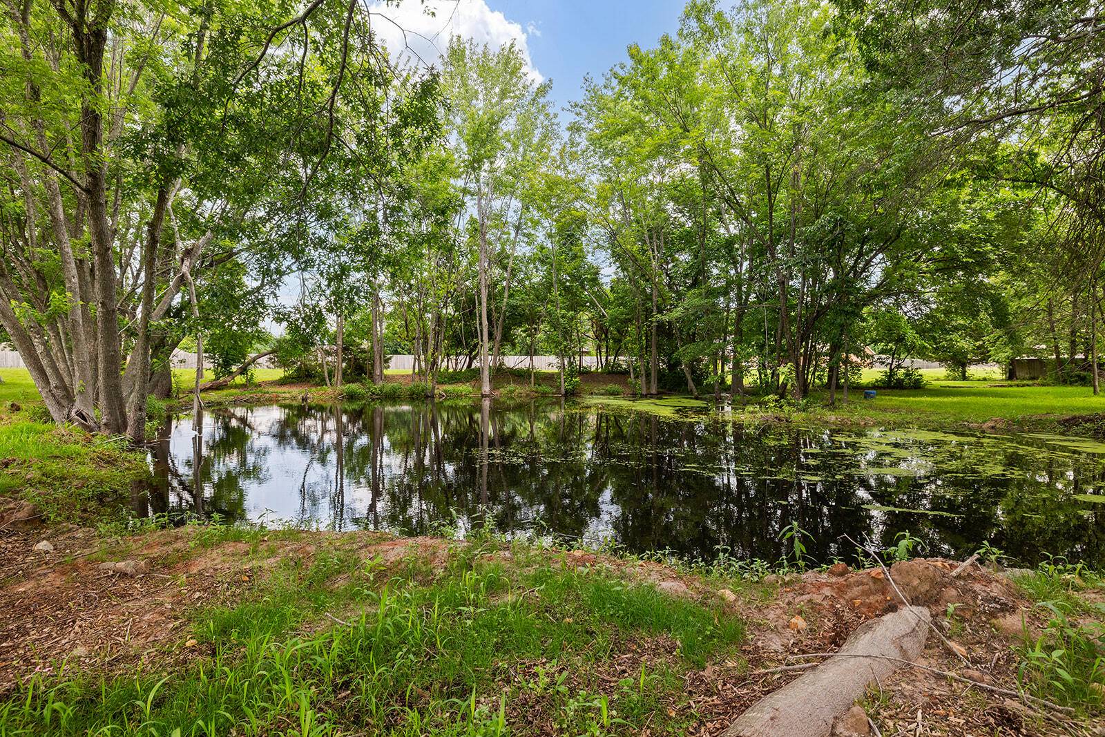 5008 S Cloverdale LN, Battlefield, MO 65619