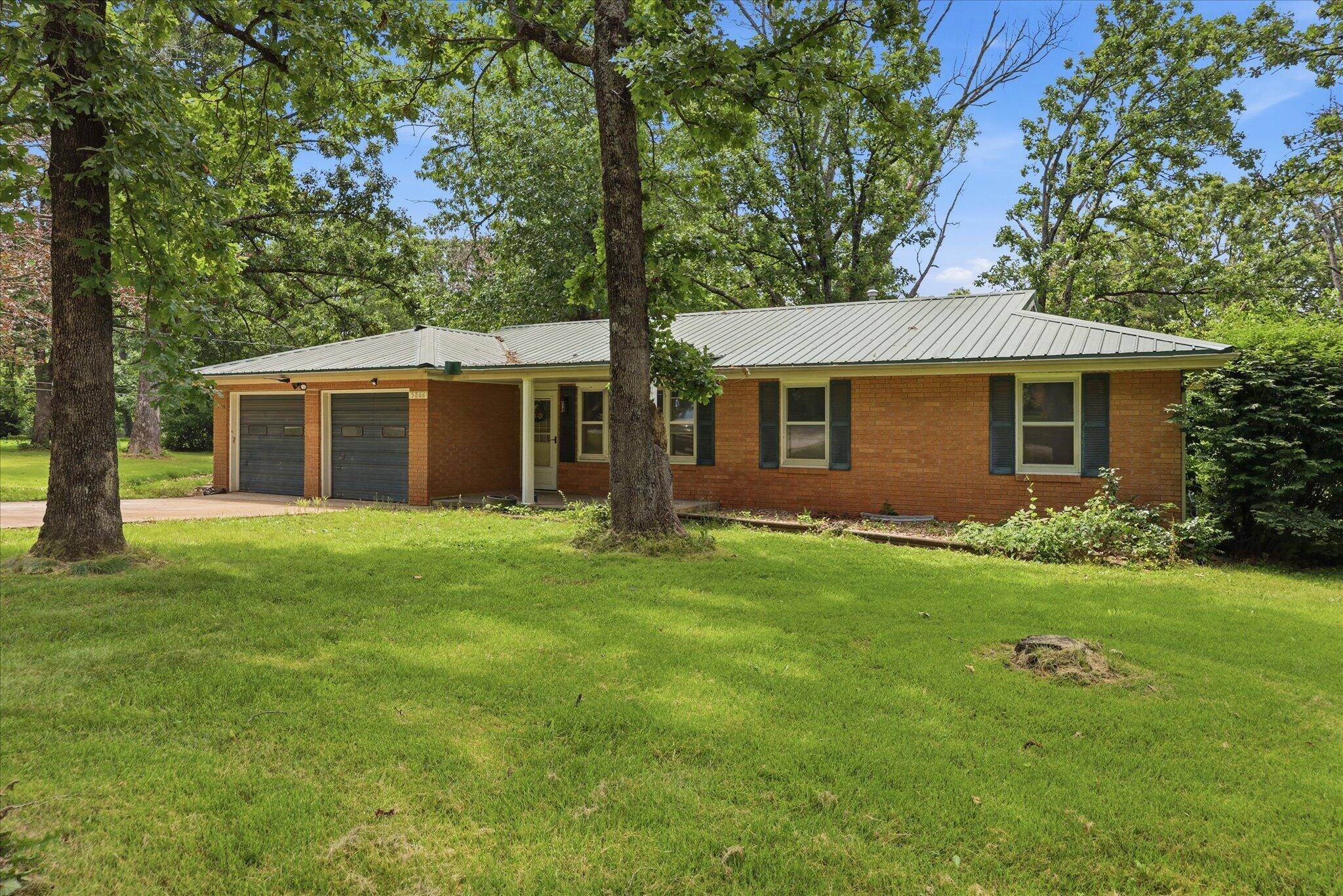 5866 E Linda ST, Rogersville, MO 65742