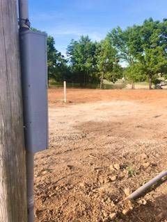 1960 Bluebird RD, Cabool, MO 65689