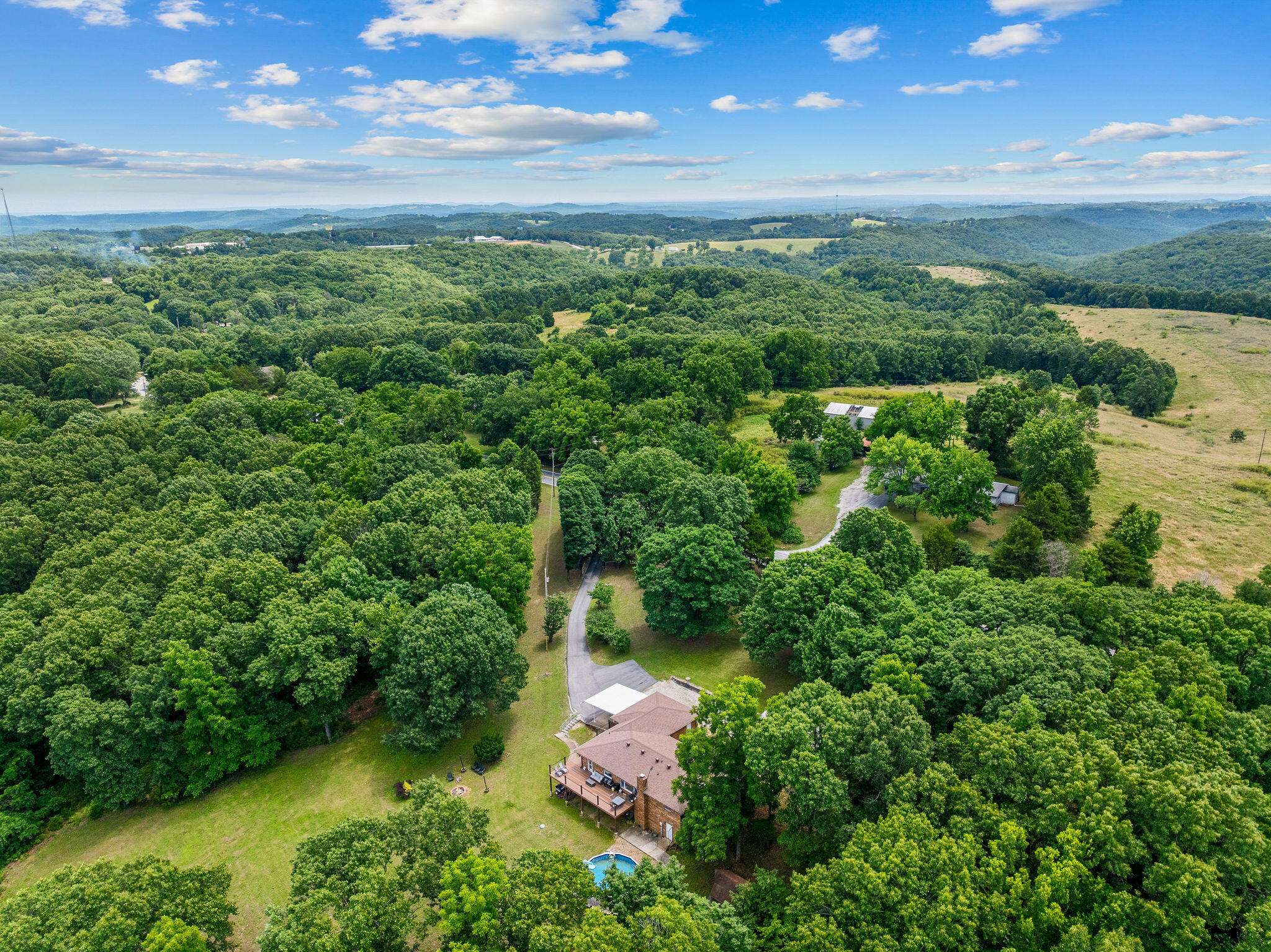 11772 State Hwy 176, Walnut Shade, MO 65771