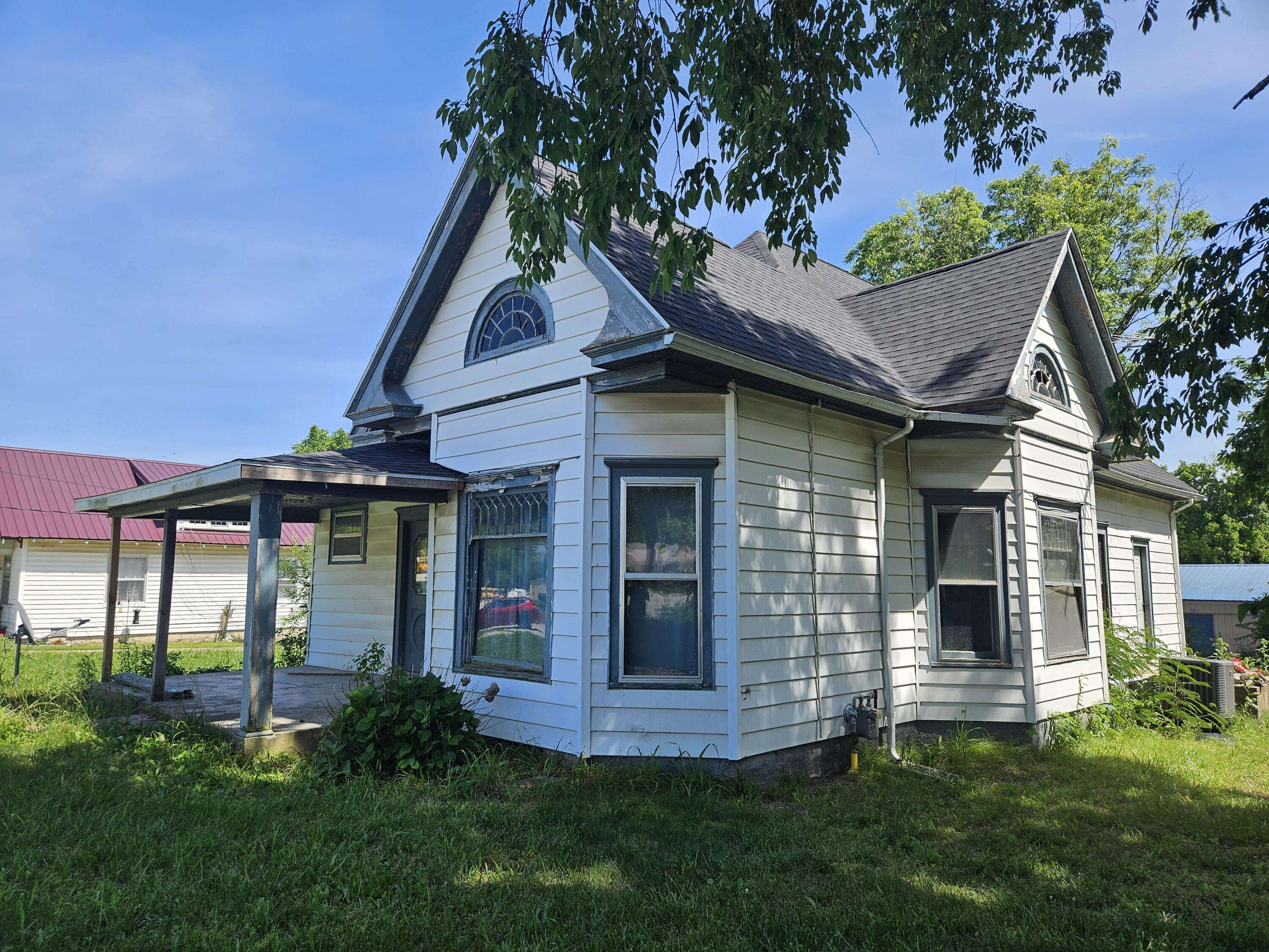 203 E Pennington AVE, Ava, MO 65608