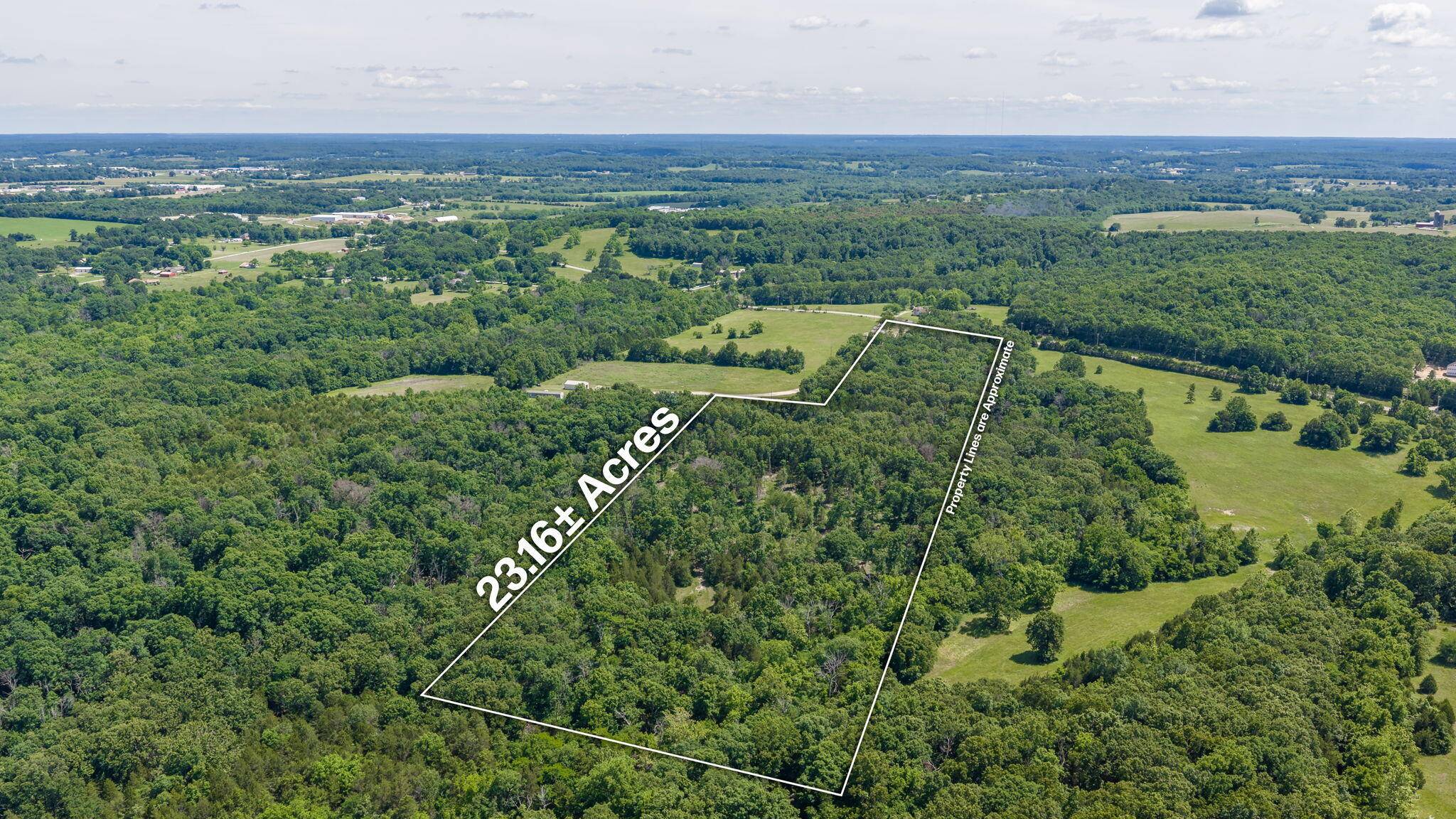 75 Raven Dove DR, Marshfield, MO 65706