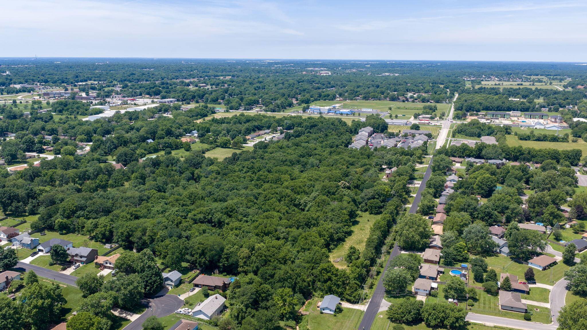000 E Valley Water Mill RD, Springfield, MO 65803