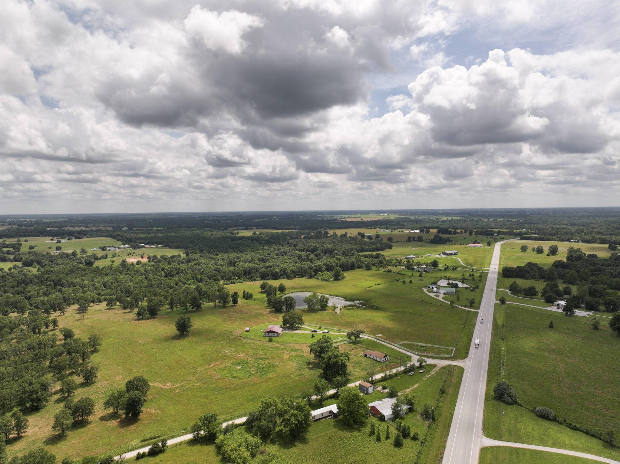 29282 Militia RD, El Dorado Springs, MO 64744