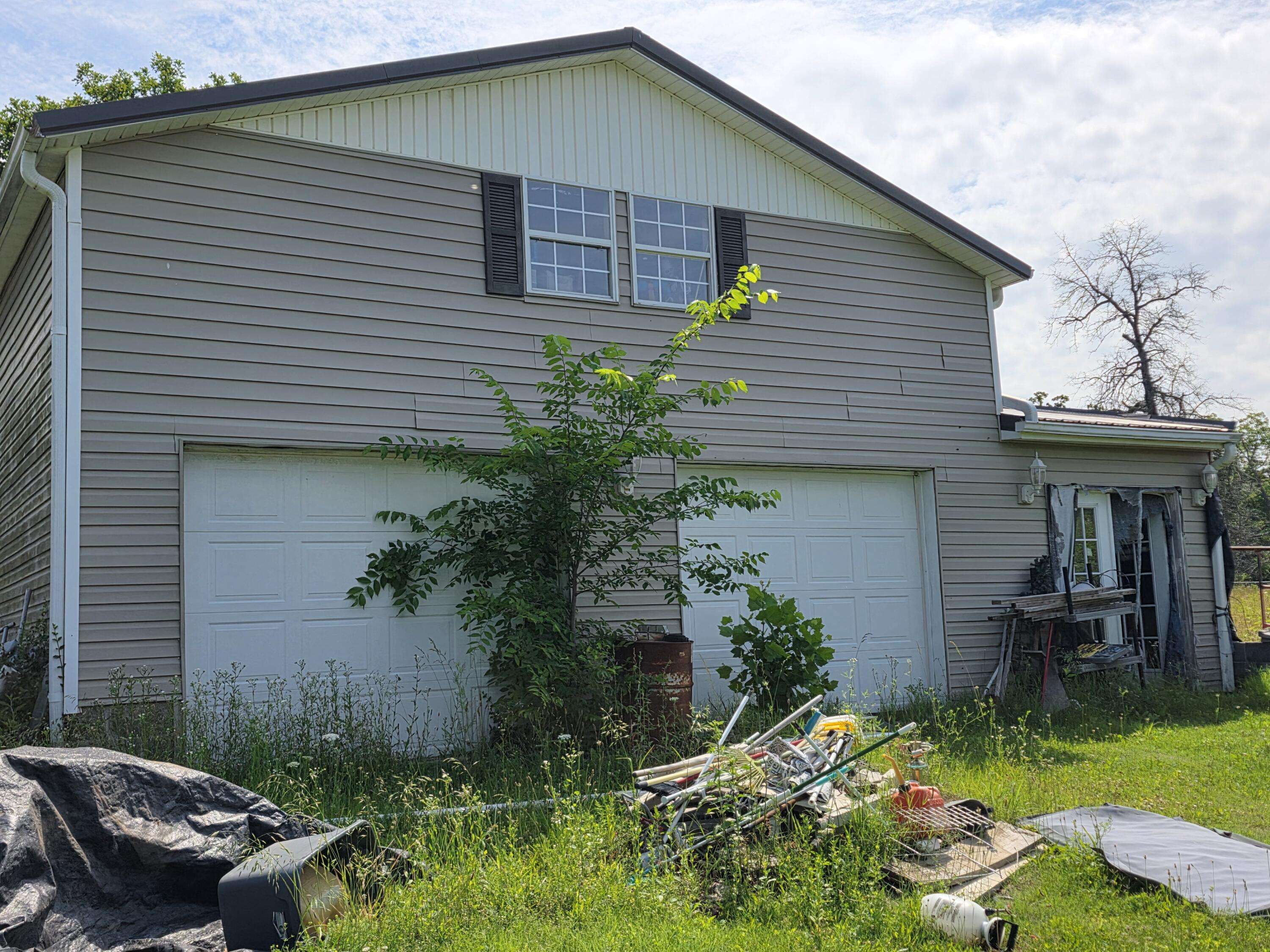 16686 Spruce DR, Neosho, MO 64850
