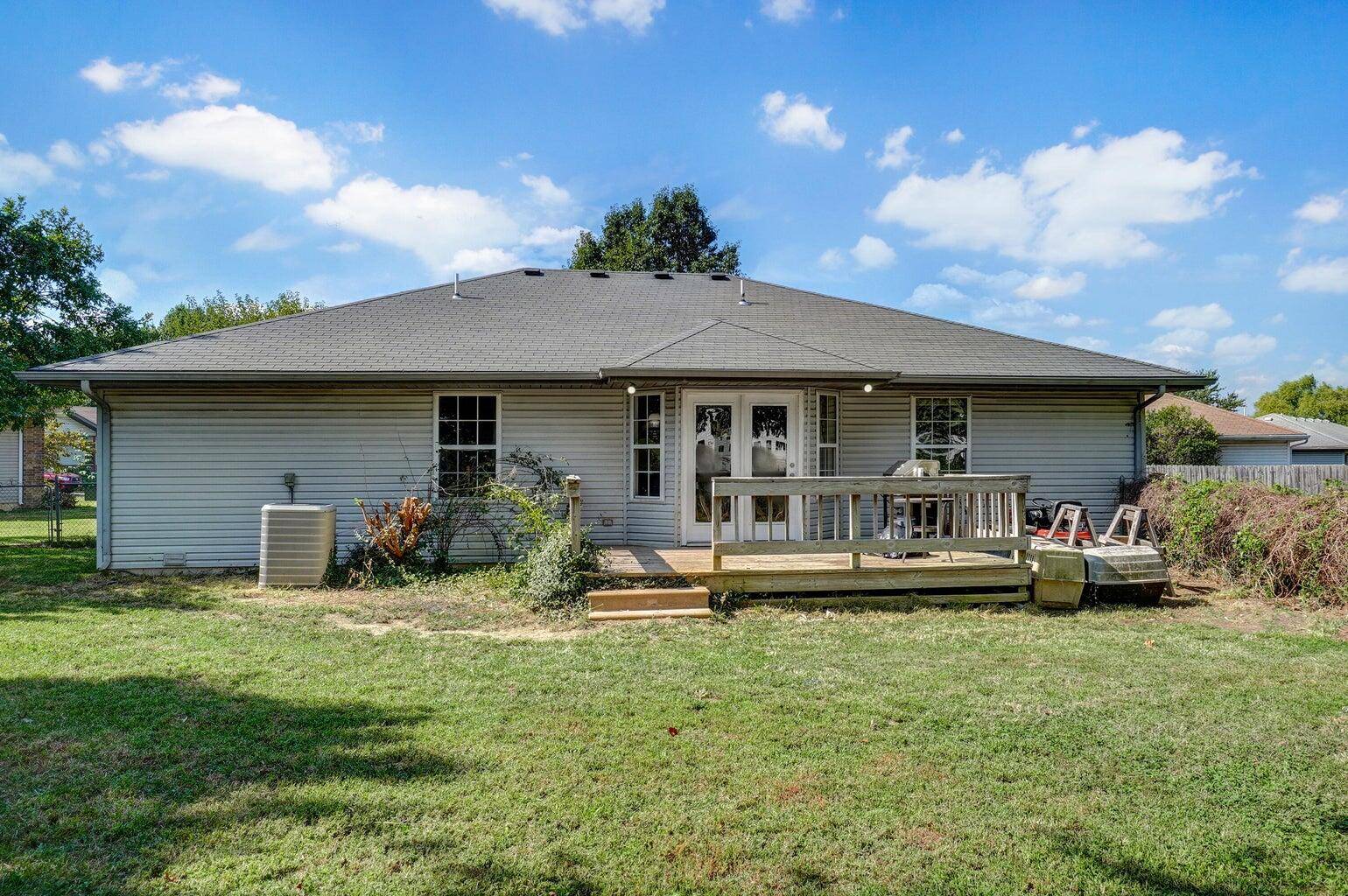5474 Bradley AVE, Pleasant Hope, MO 65725