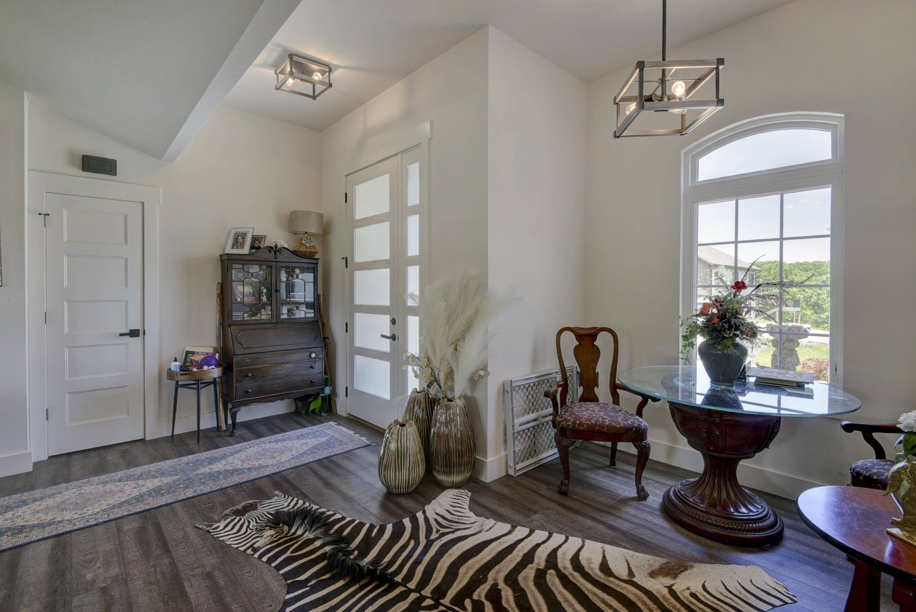 350 Beechwood DR, Branson West, MO 65737
