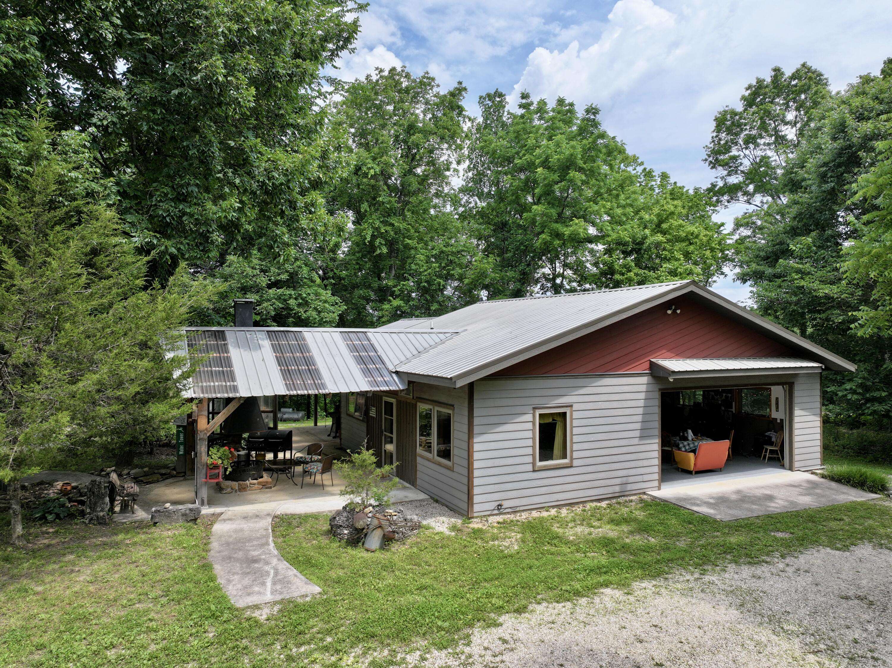 470 N Water Tower RD, Van Buren, MO 63965