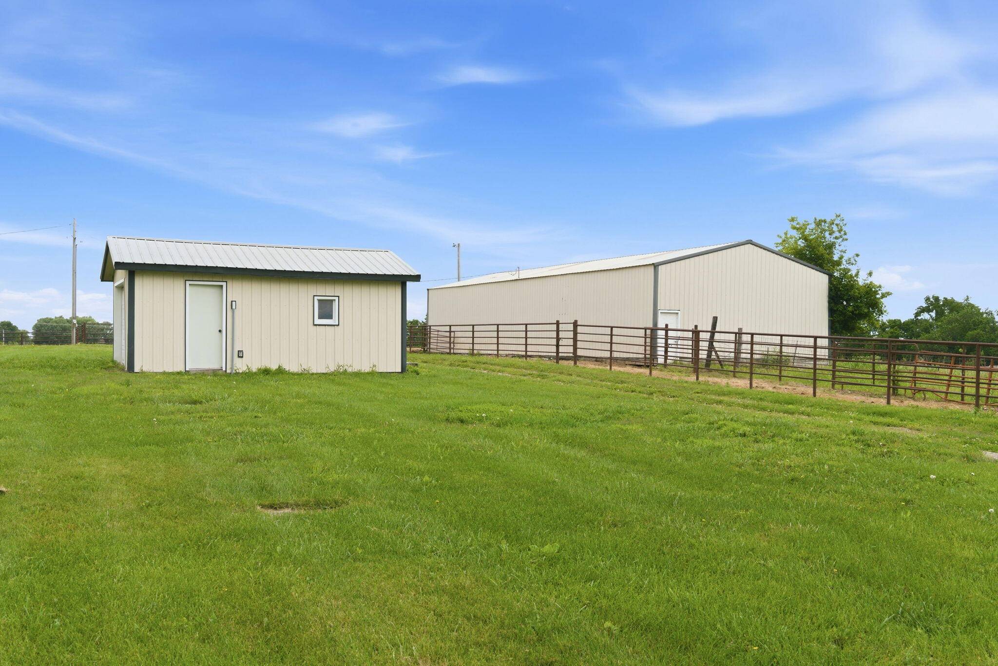 3642 S Farm Road 69, Republic, MO 65738