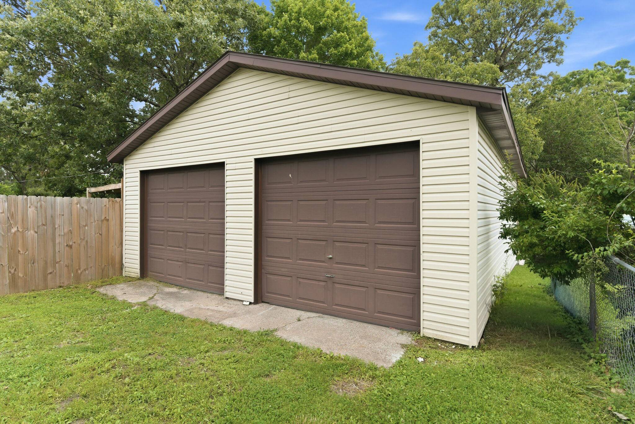 502 S Pear ST, Buffalo, MO 65622