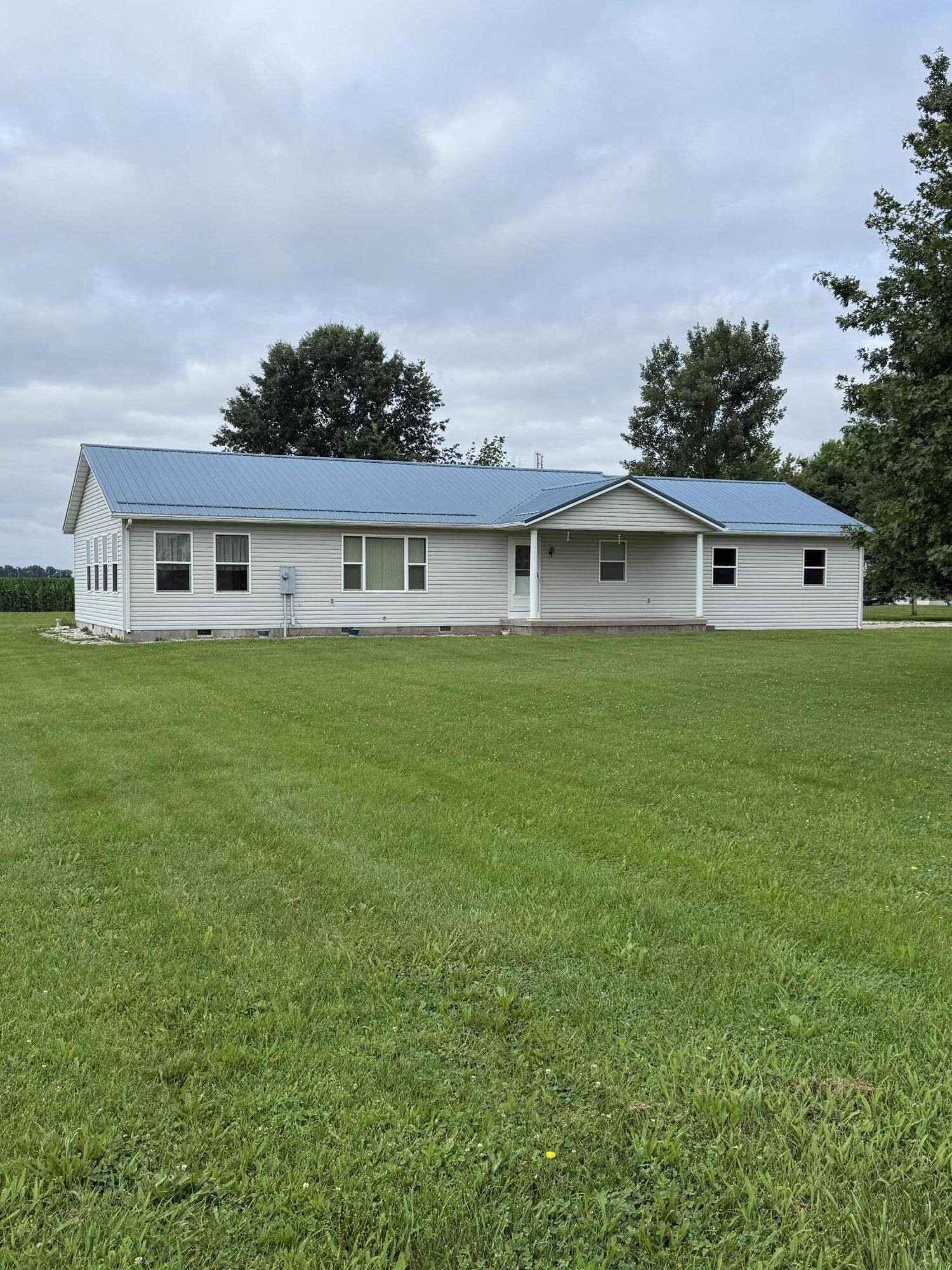 26001 Highway Ee, Stark City, MO 64866