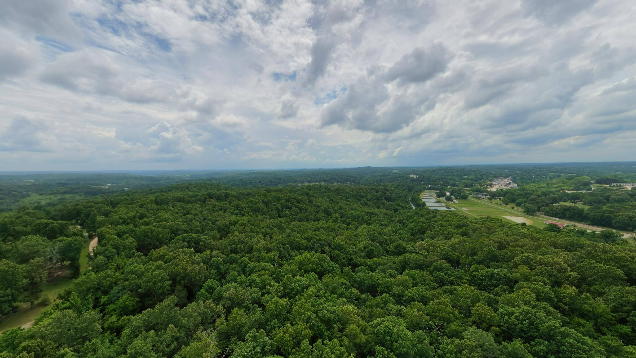 000 Music Hall LN, Mammoth Spring, AR 72554