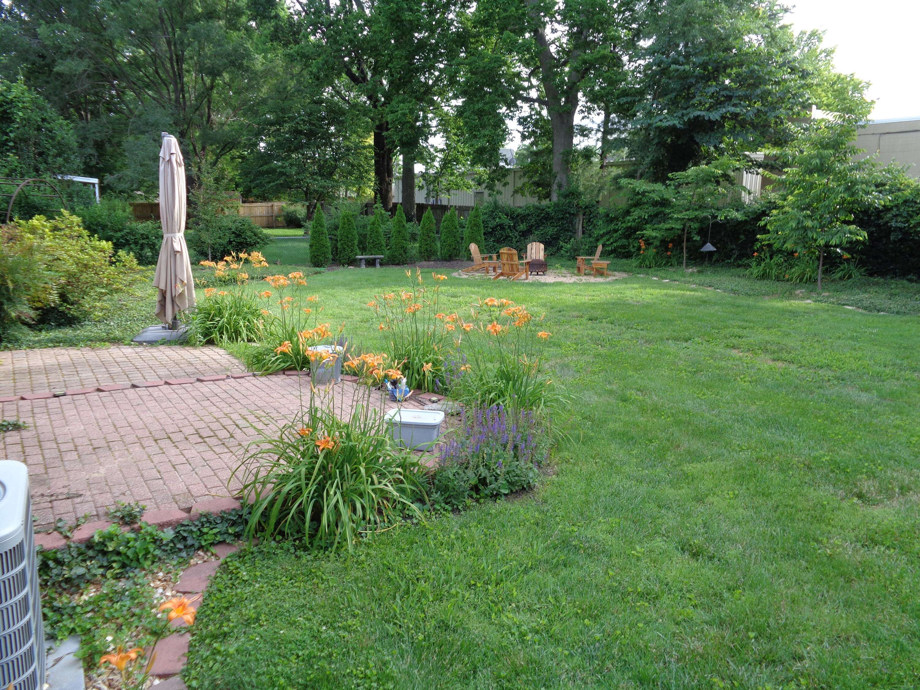 2023 S Glencrest AVE, Springfield, MO 65804