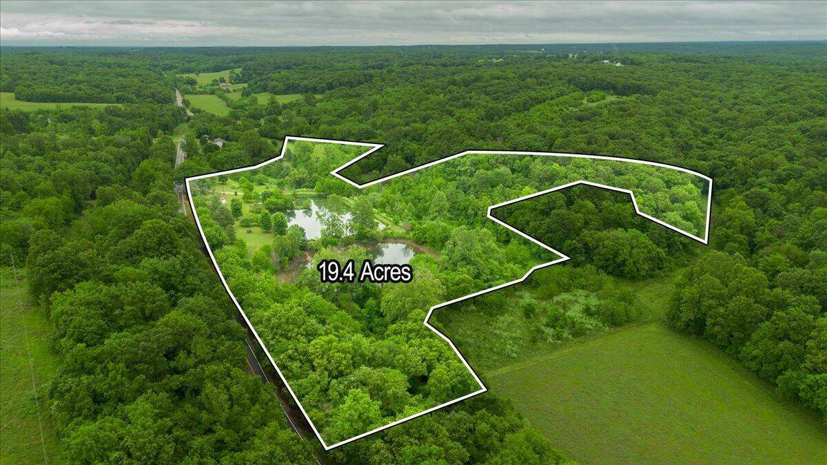 21 Lakeview LN, Anderson, MO 64831