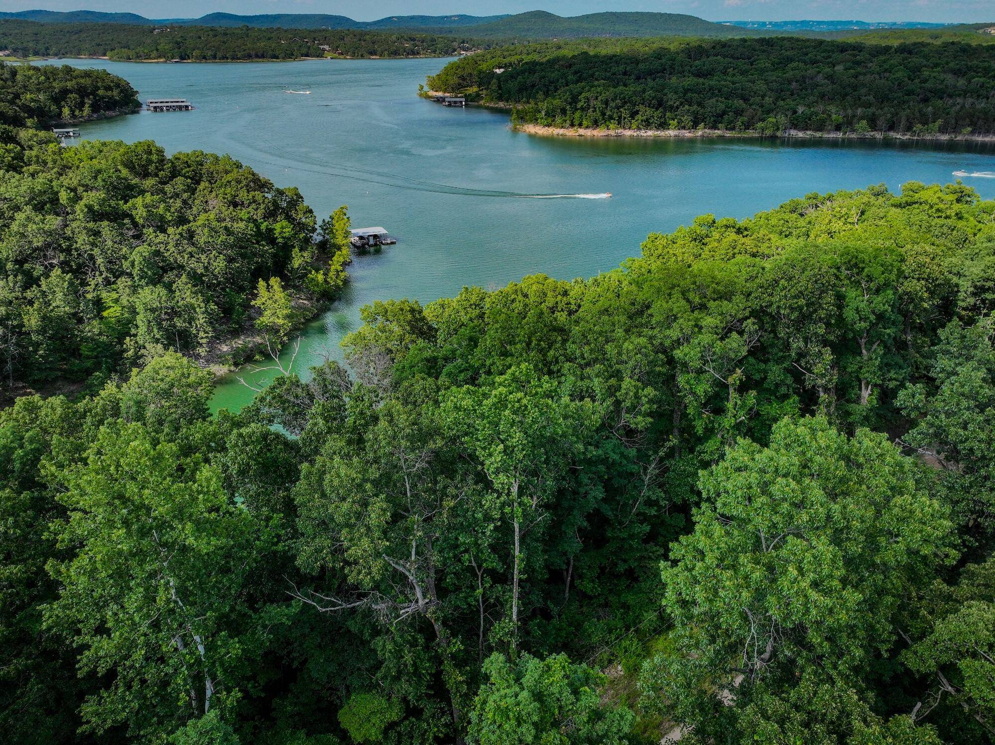 000 Arrowhead CIR, Shell Knob, MO 65747