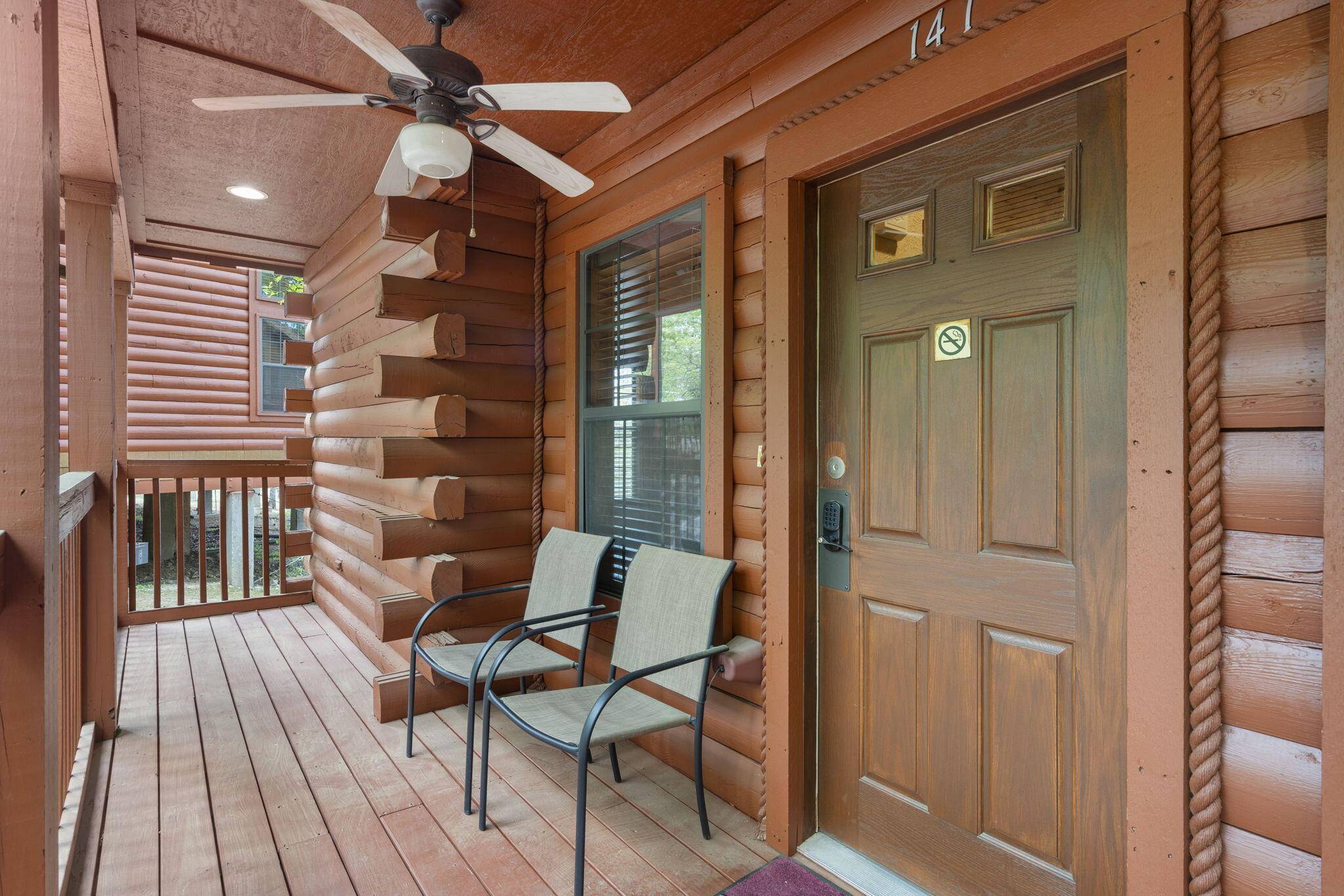 141 Rock Candy LN, Branson, MO 65616