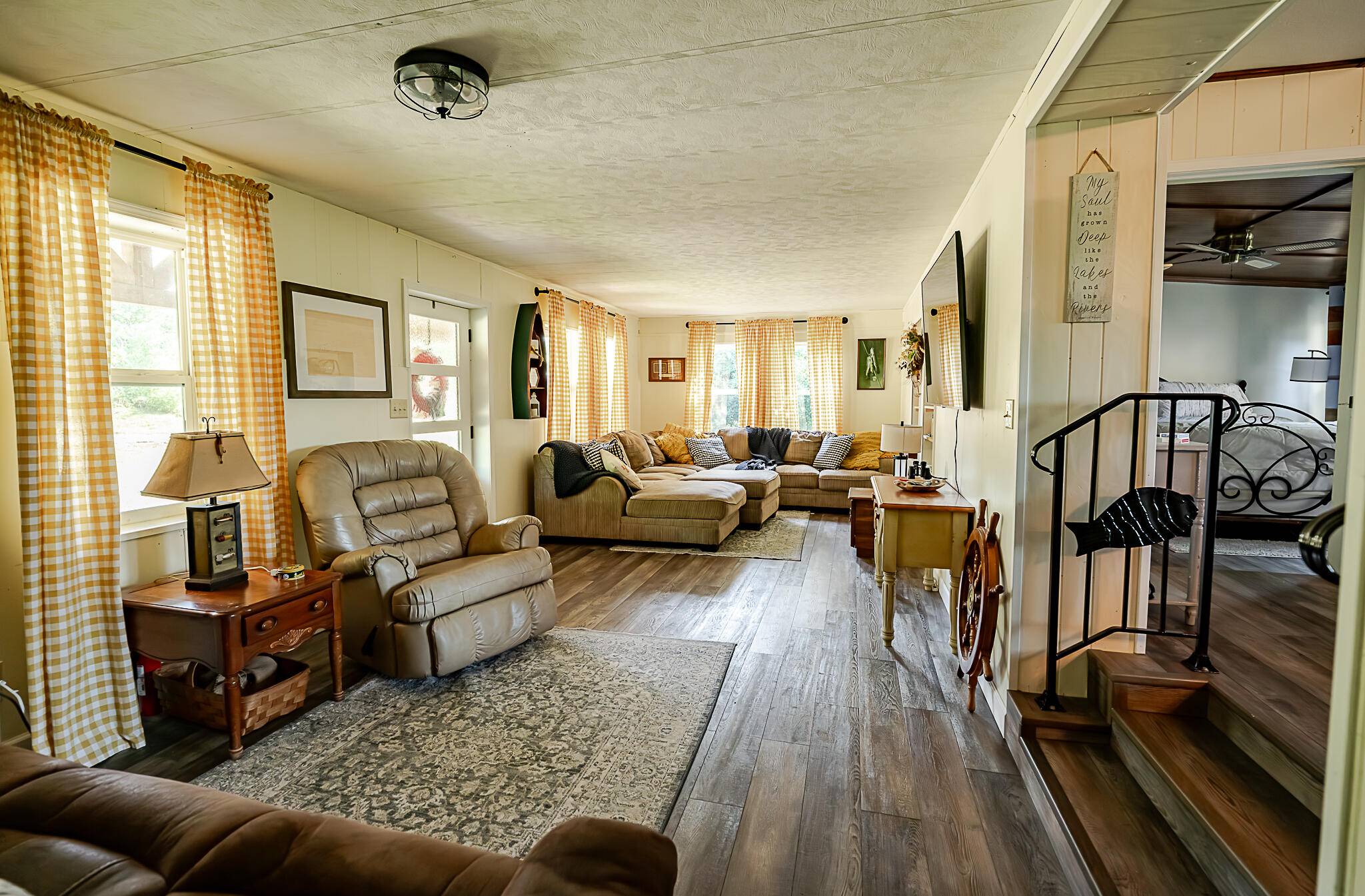 26401 Private Road 1183, Eagle Rock, MO 65641