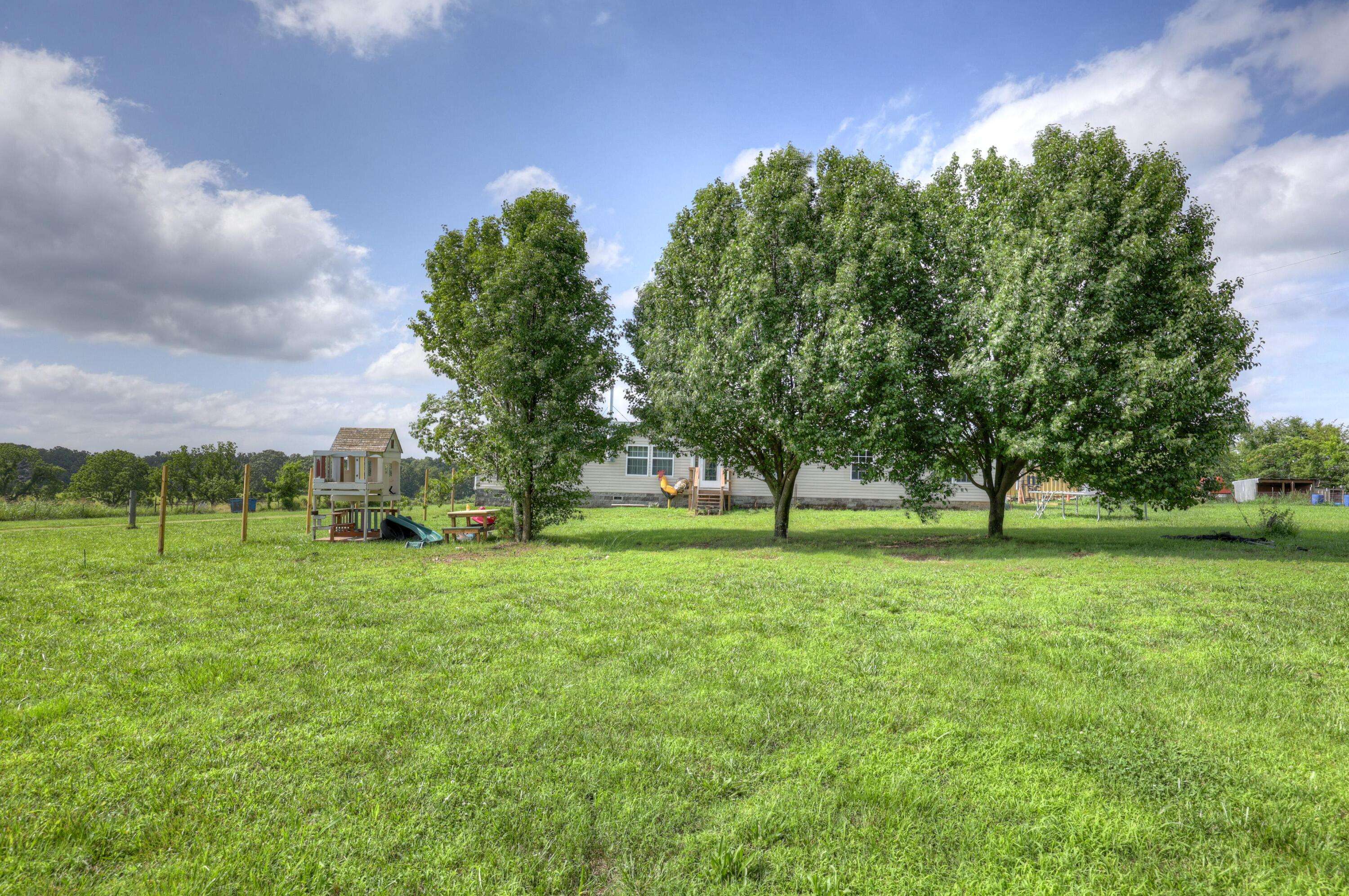 9072 E State Highway 76, Anderson, MO 64831