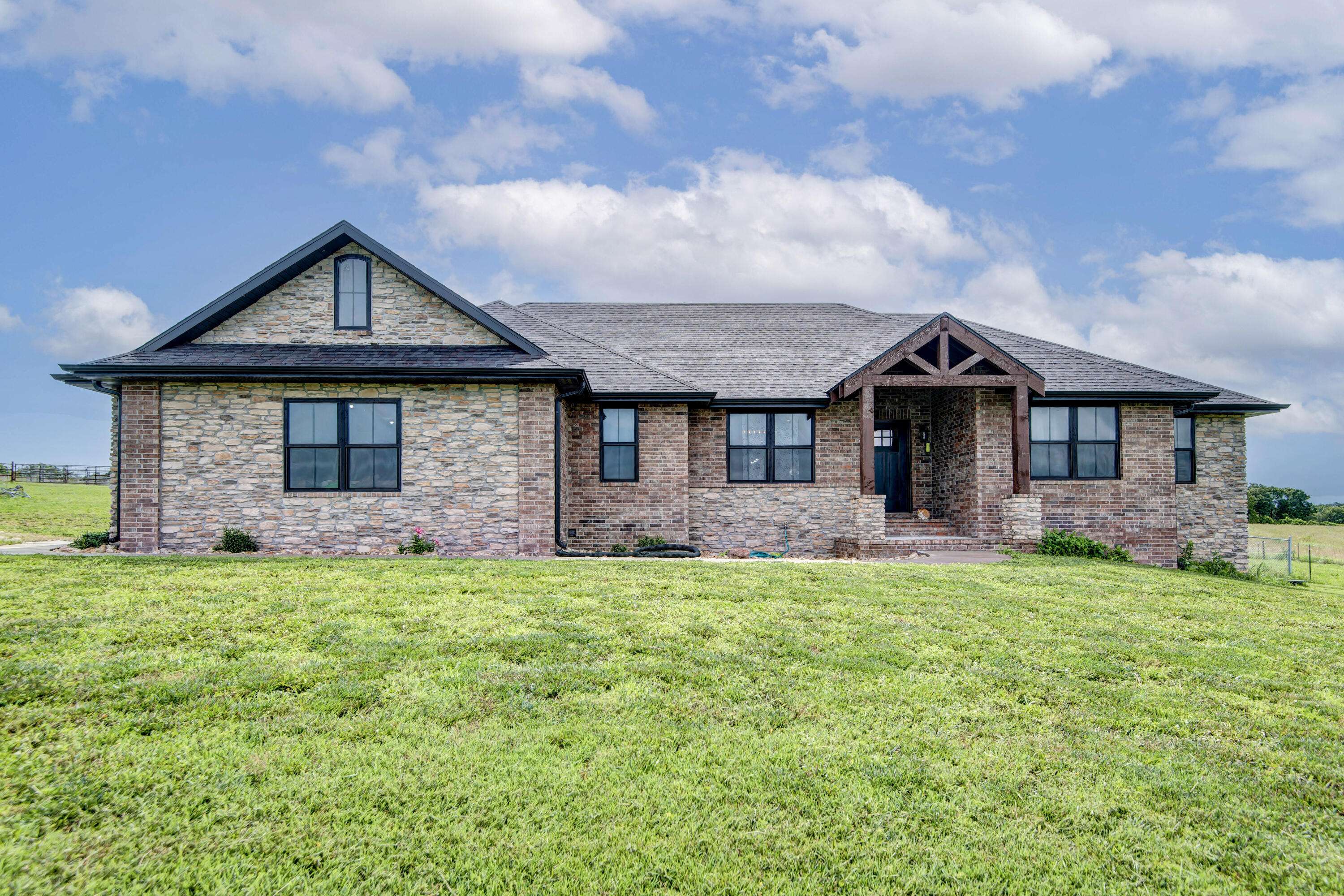 396 Bluebell RD, Billings, MO 65610