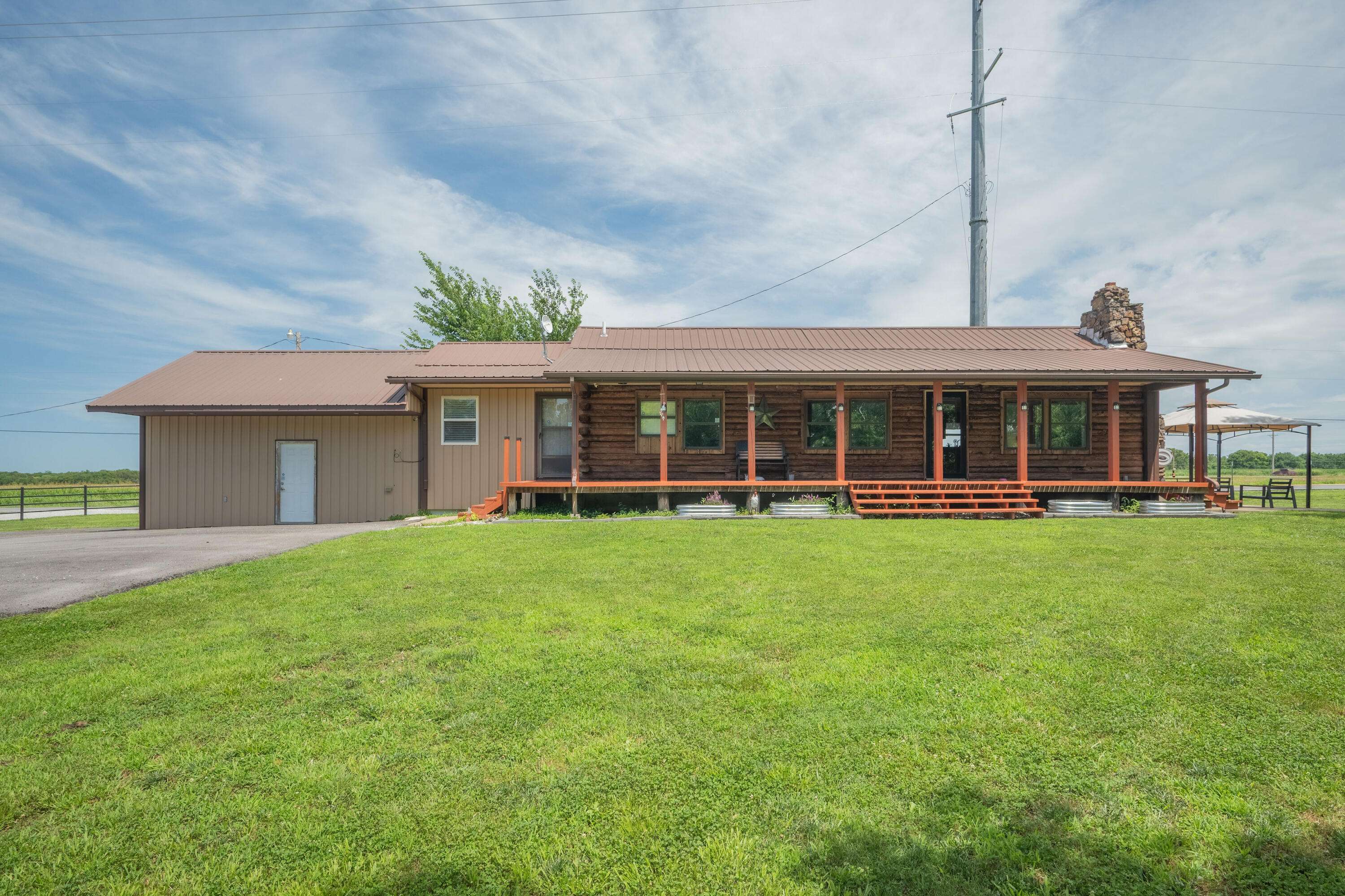 201 201 County Rd 180, Joplin, MO 64804