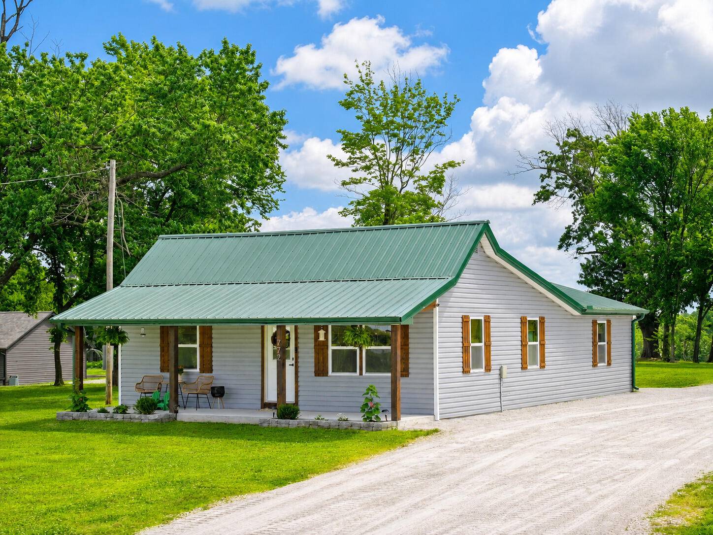 772 N Plainview RD, Anderson, MO 64831