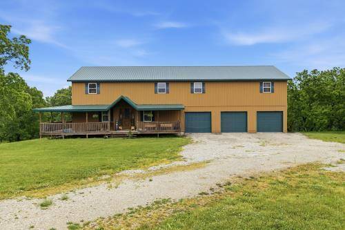 2104 State Hwy F, Mansfield, MO 65704