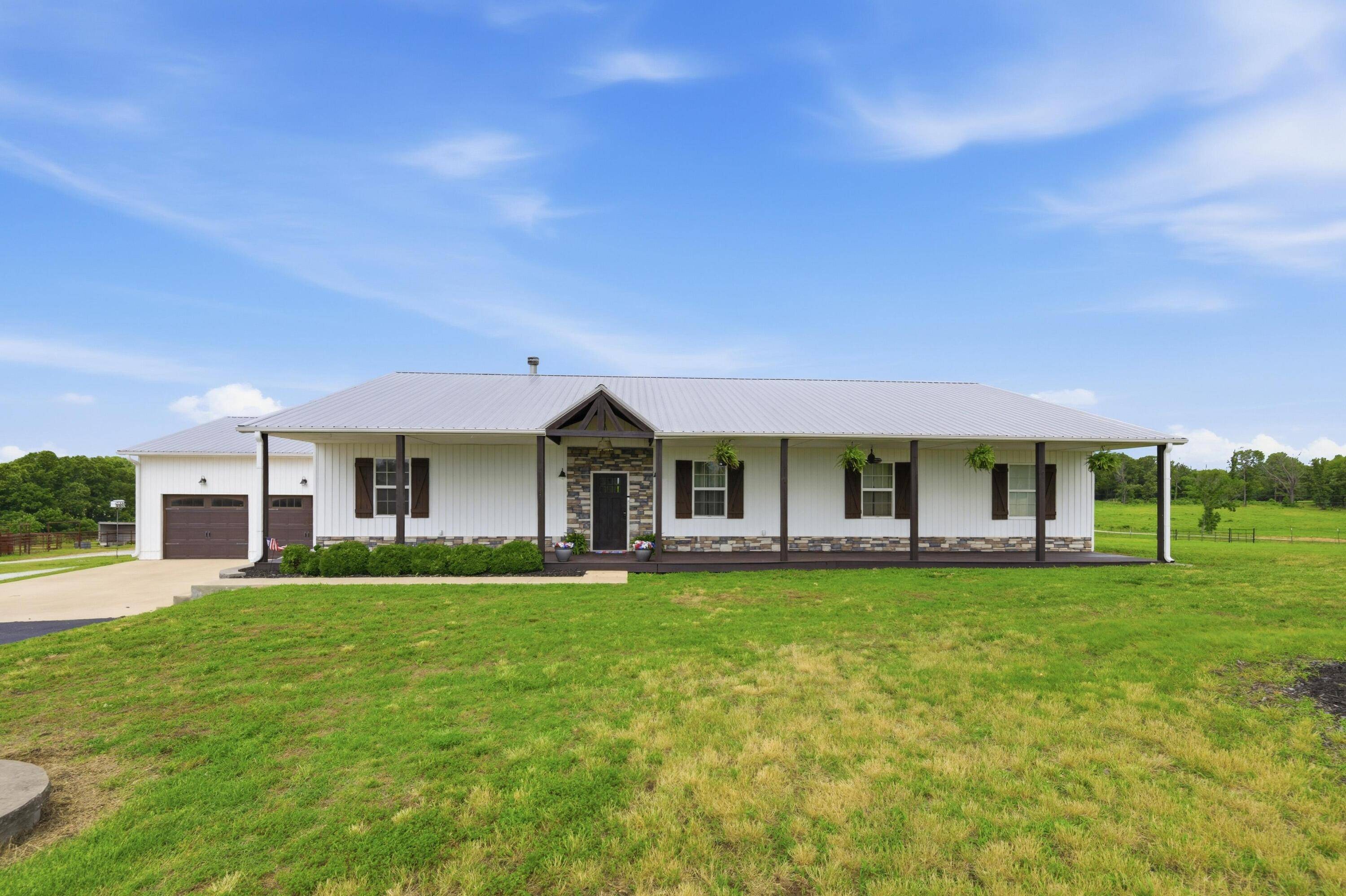 20174 State Route 43, Seneca, MO 64865