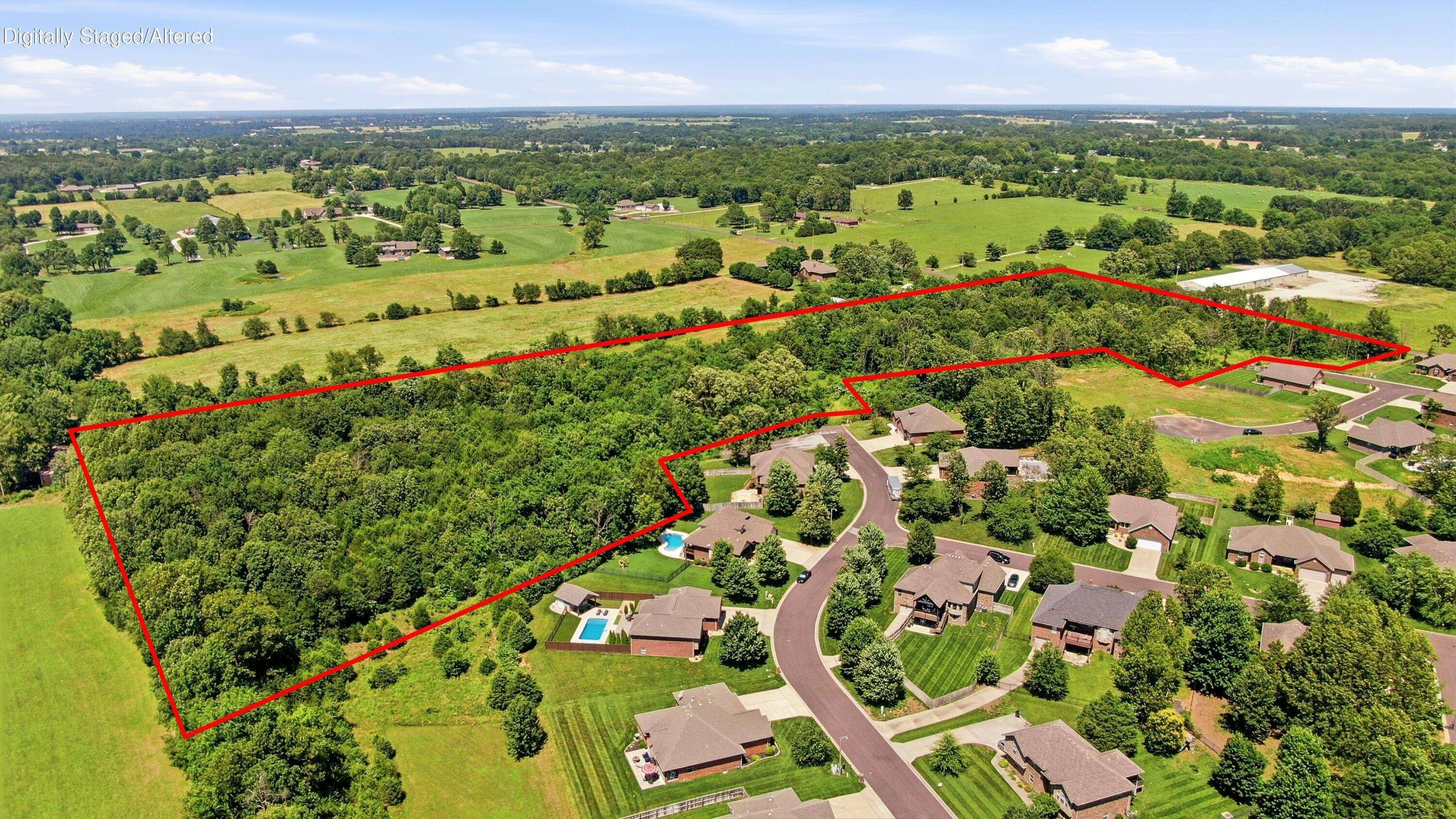 000 Remington DR, Monett, MO 65708