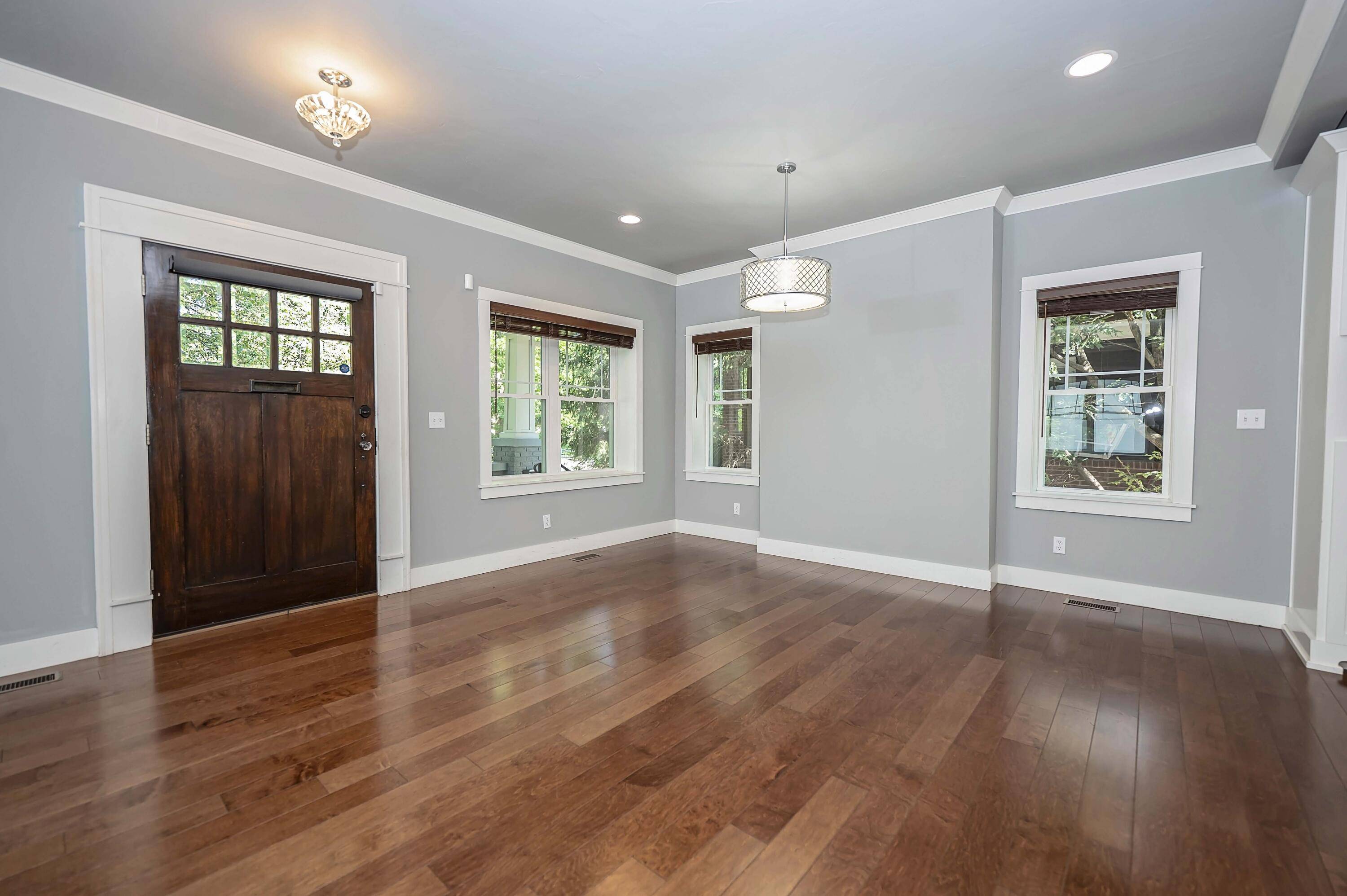 936 S Weller AVE, Springfield, MO 65802