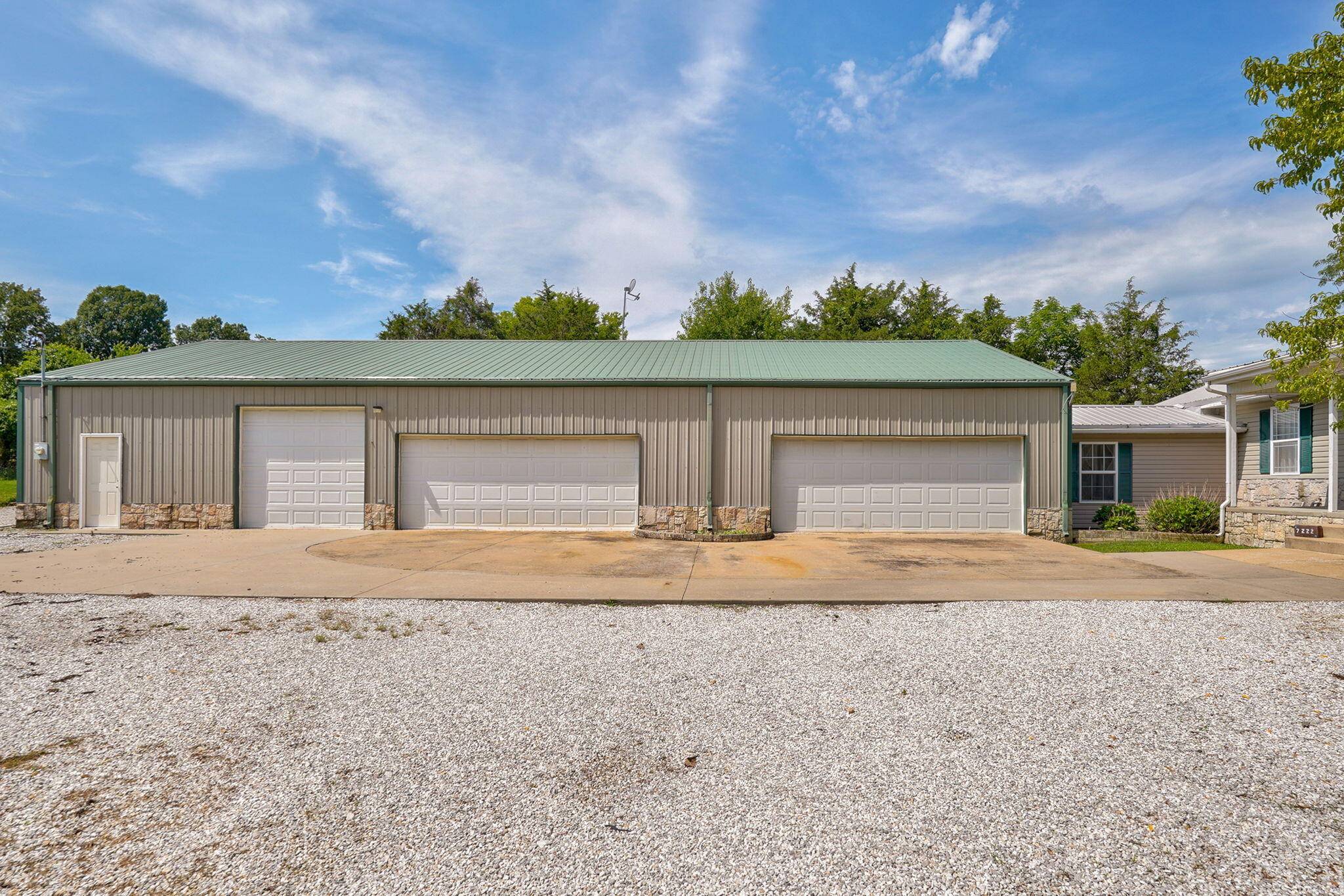 7222 N Farm Road 203, Strafford, MO 65757