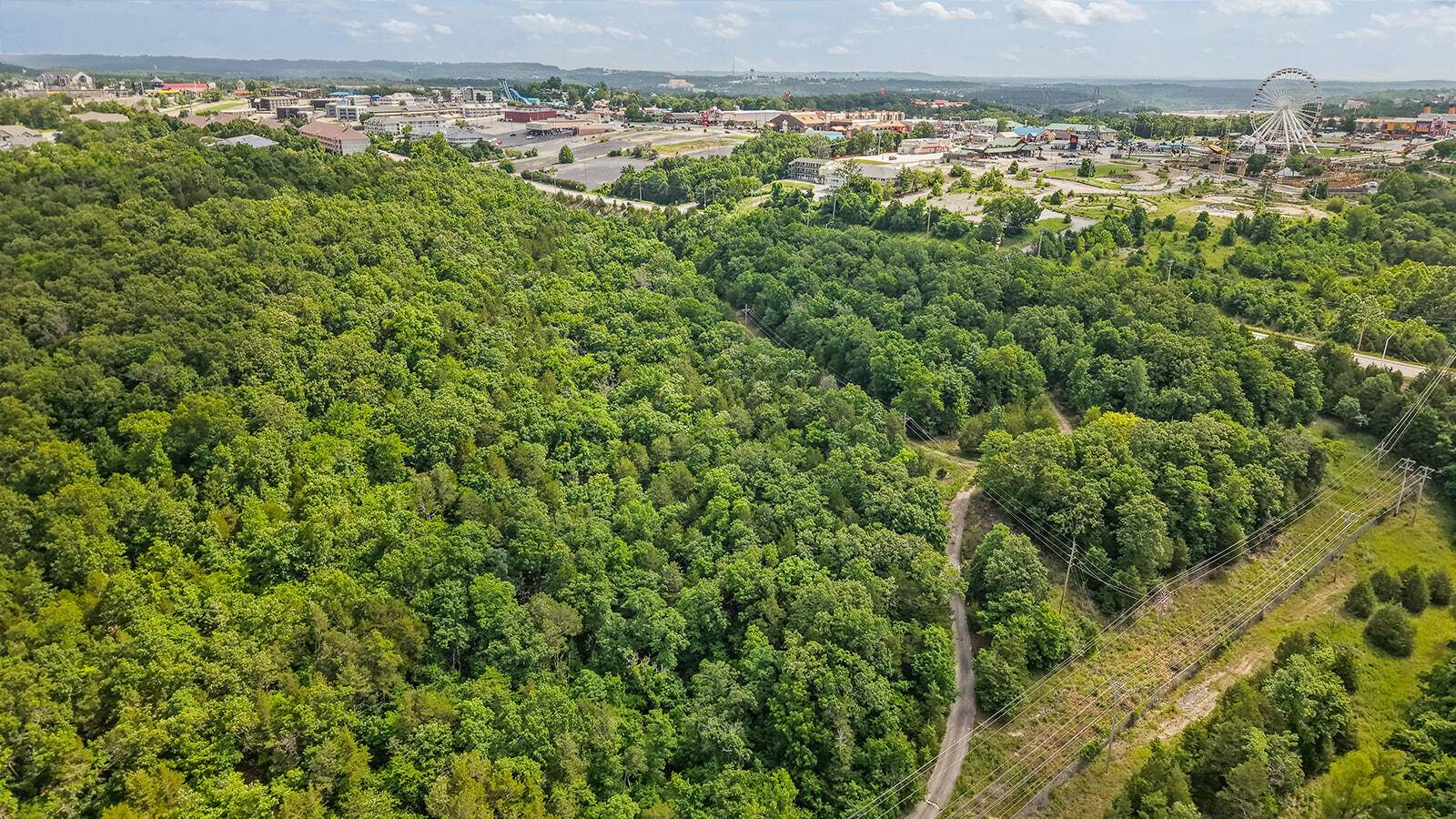 000 Green Mountian DR, Branson, MO 65616