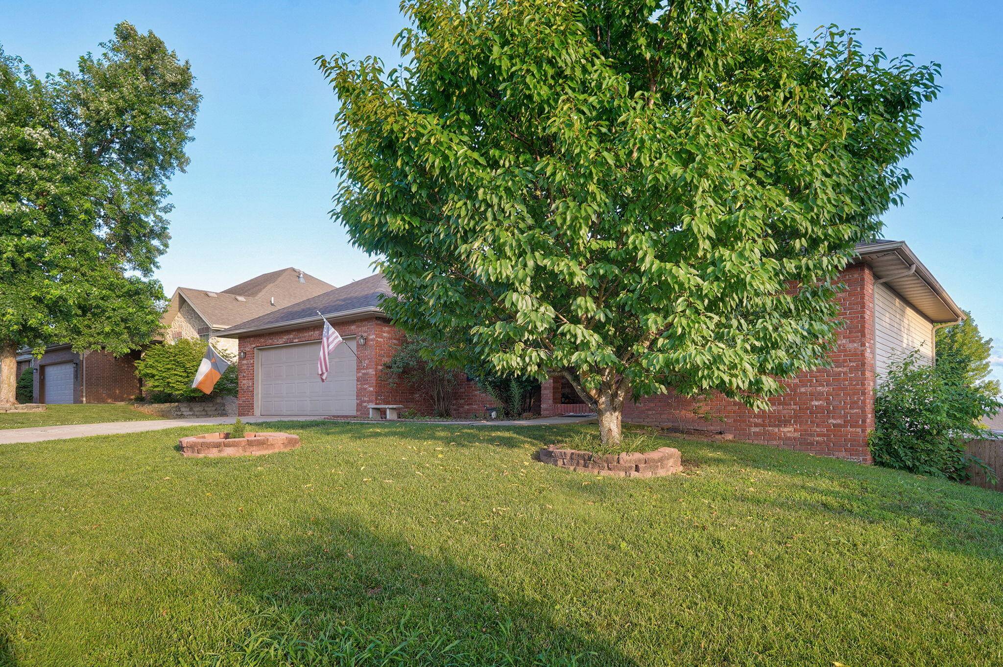 710 Silver Streak RD, Nixa, MO 65714