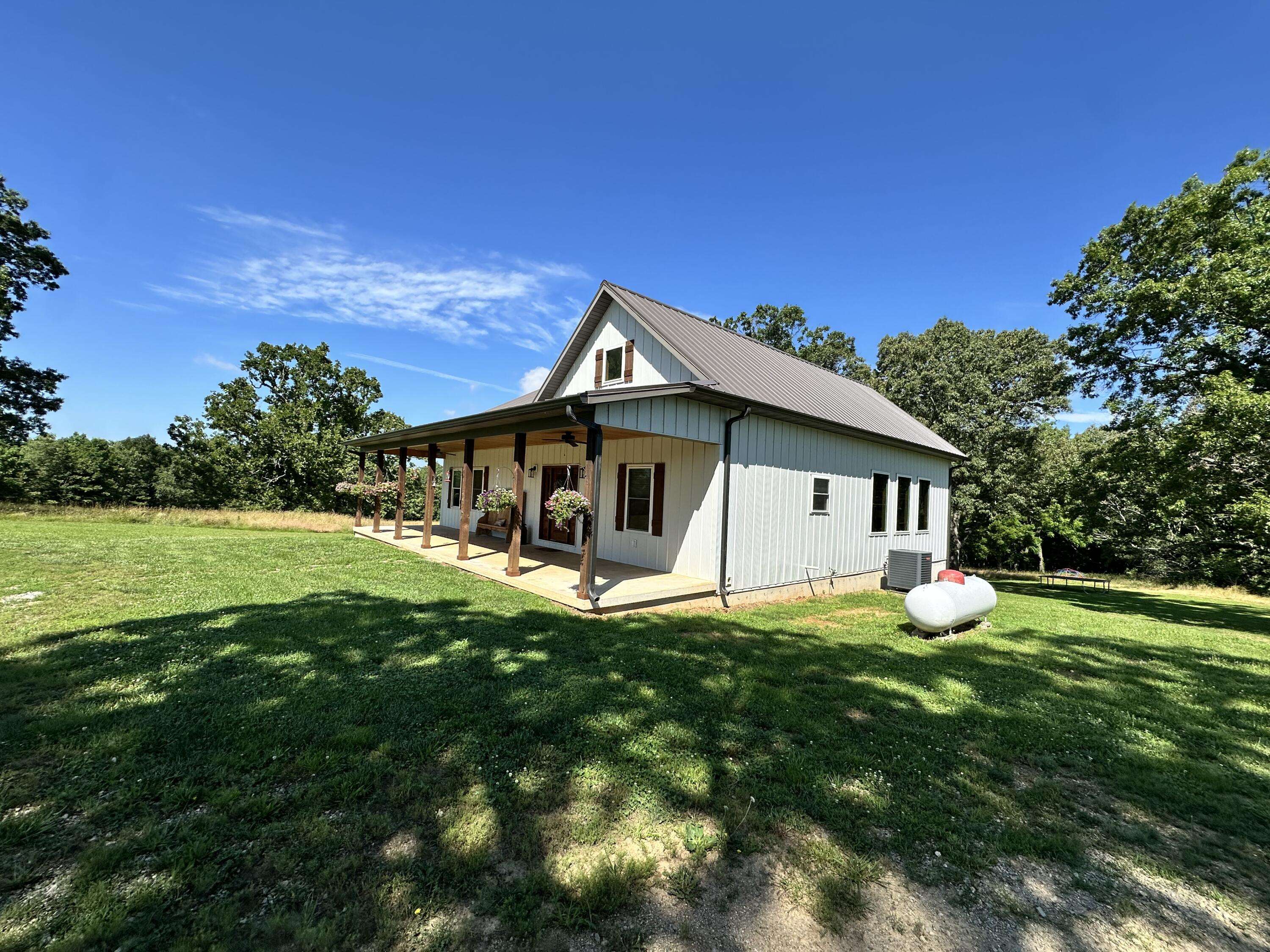 4471 County Road 323, Thayer, MO 65791