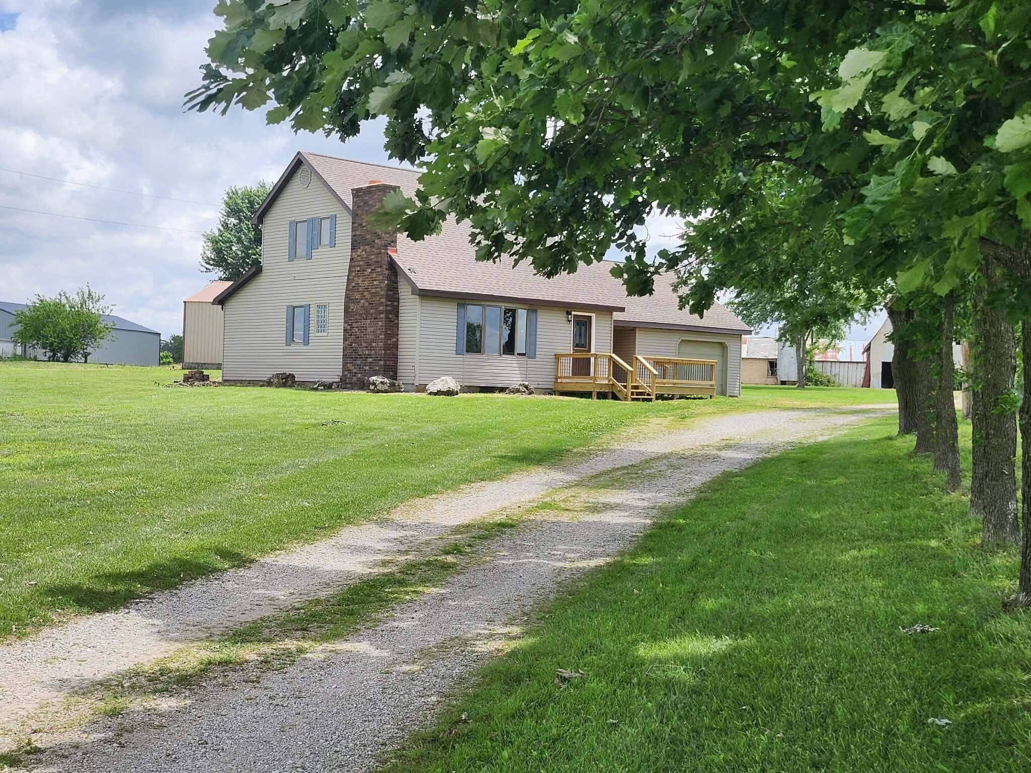 1322 S Highway 95, Mountain Grove, MO 65711