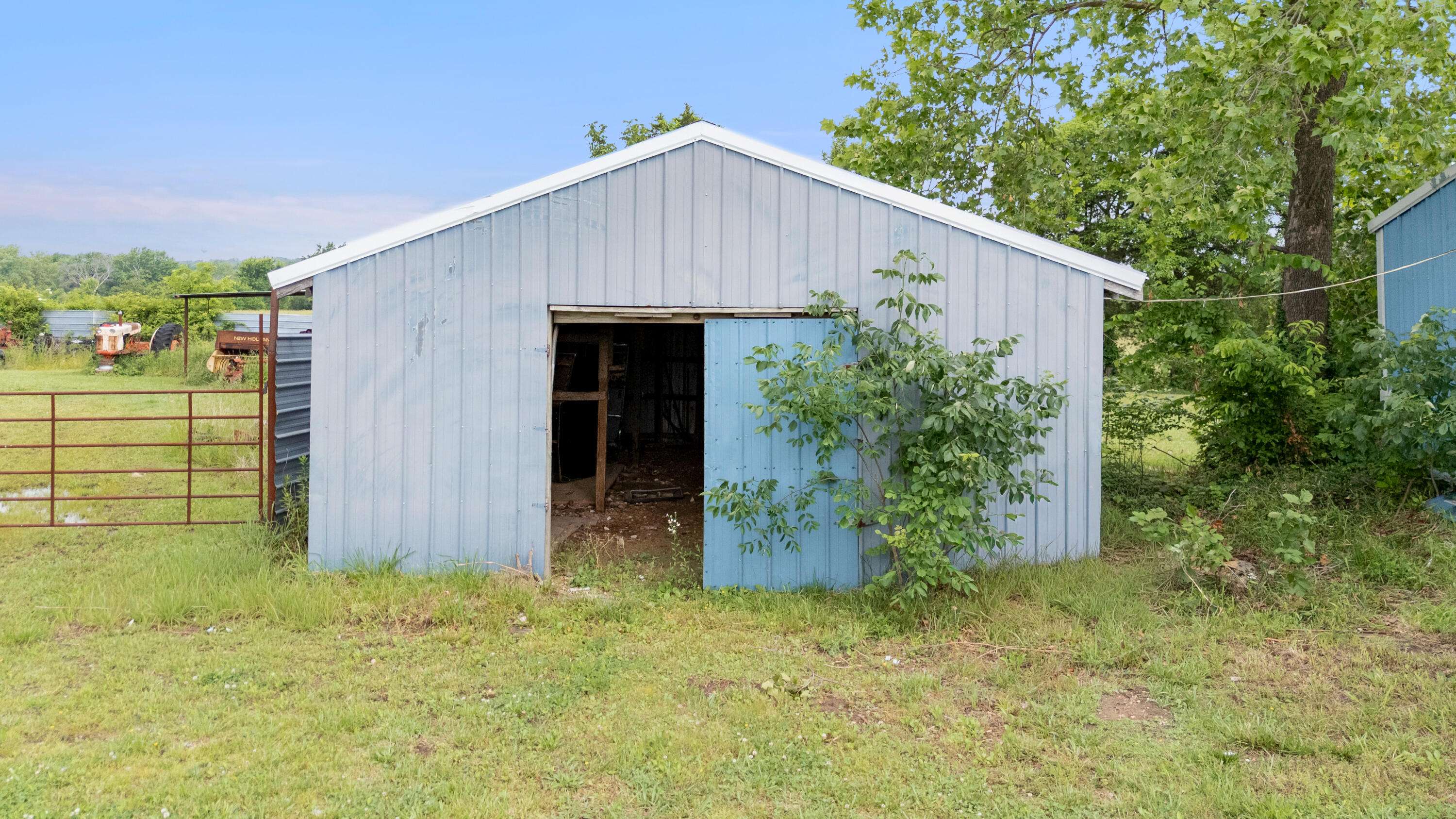 26095 State Highway 37, Washburn, MO 65772
