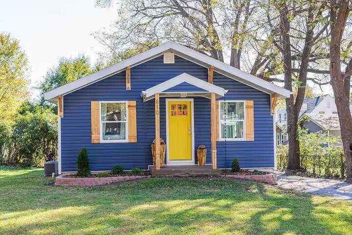 610 E Cozy ST, Springfield, MO 65807