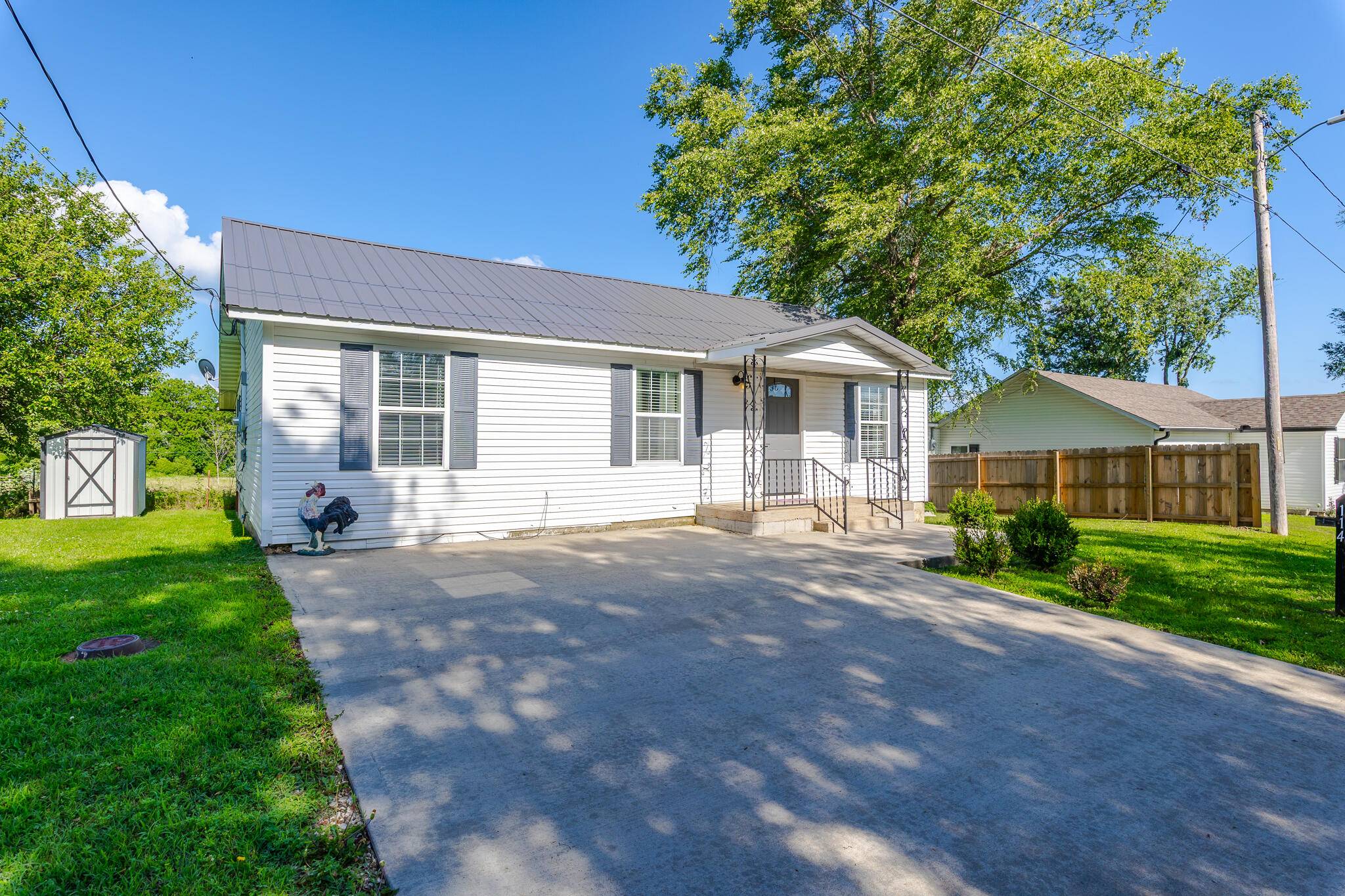114 S Main ST, Urbana, MO 65767