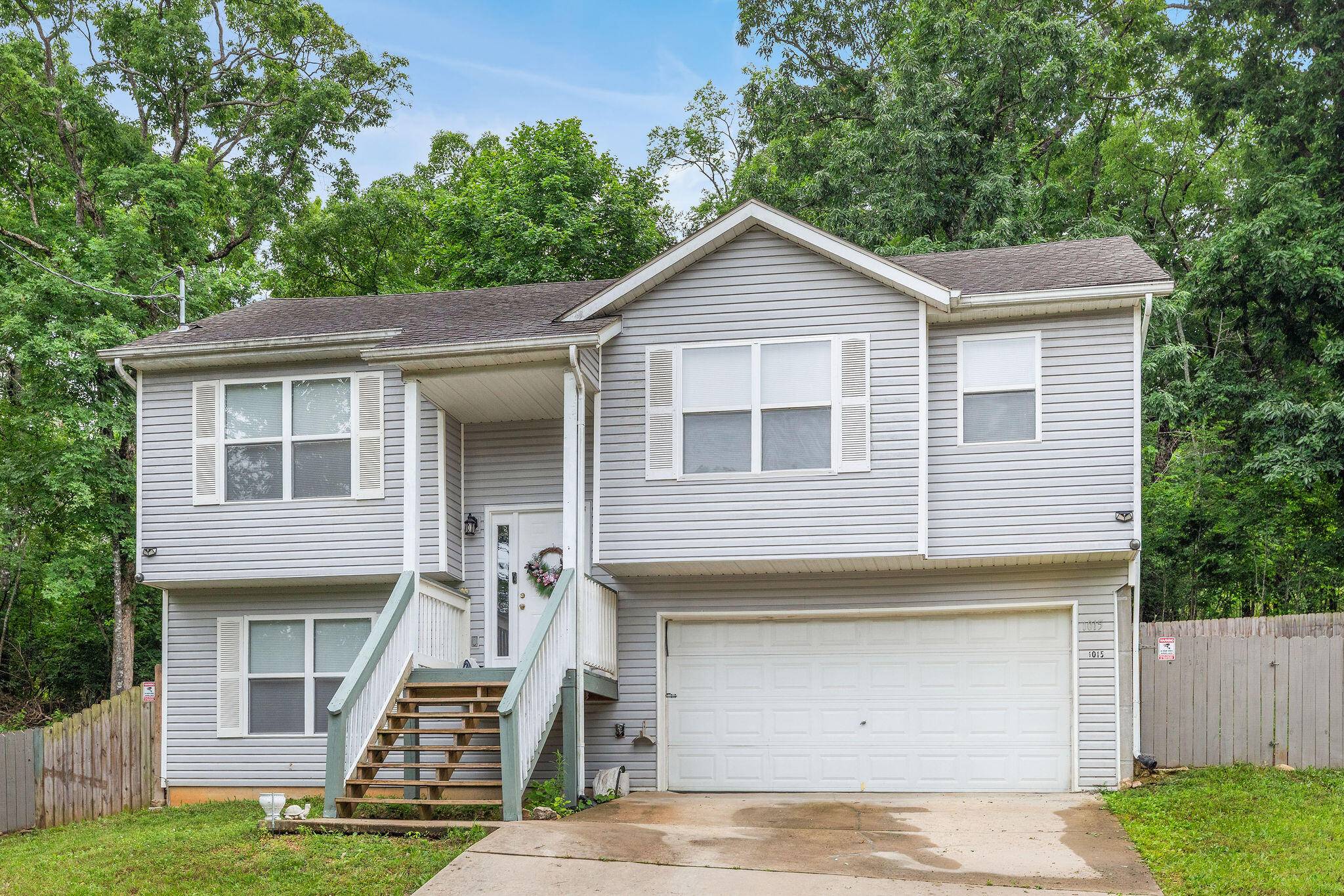 1015 Greentree RD, Rockaway Beach, MO 65740