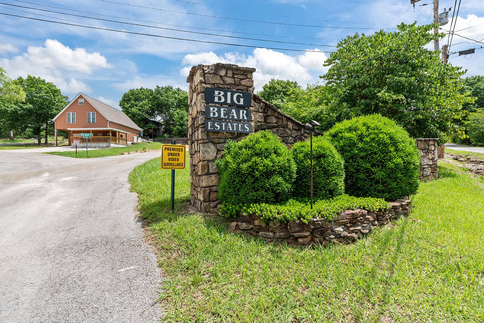 150 Big Bear BLVD, Hollister, MO 65672