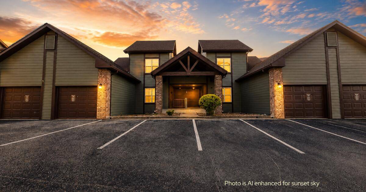 1261 Golf DR #Apt 2, Branson West, MO 65737