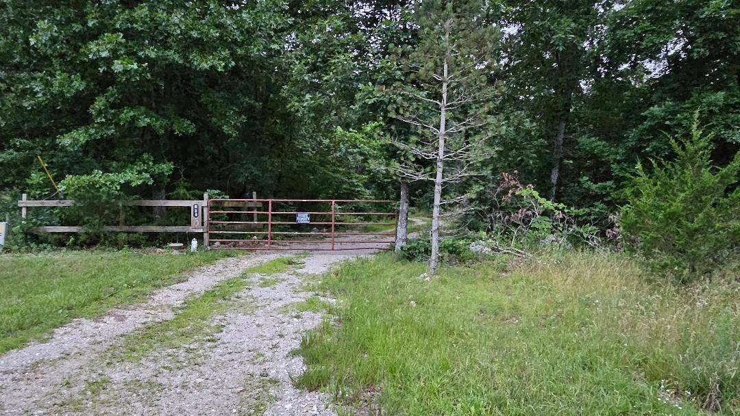 630 Cross Creek RD, Marshfield, MO 65706
