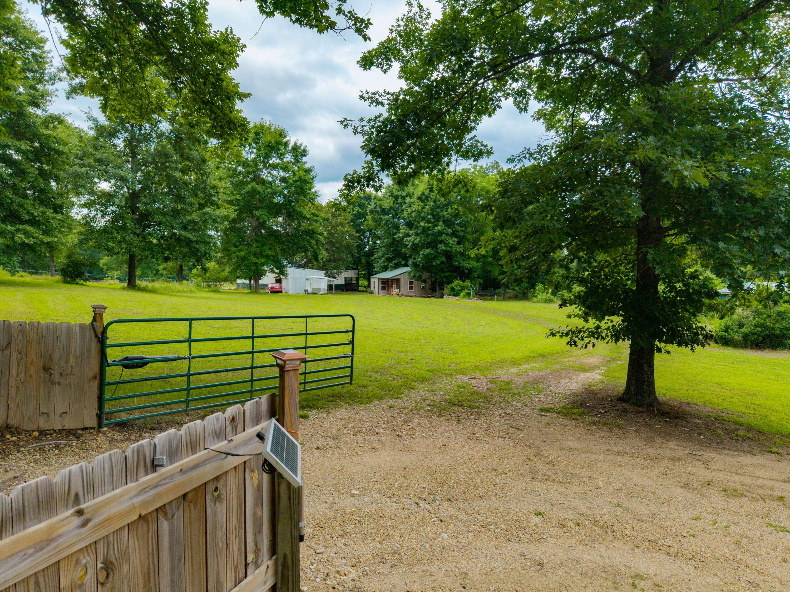 3236 County Road 873, Thornfield, MO 65762