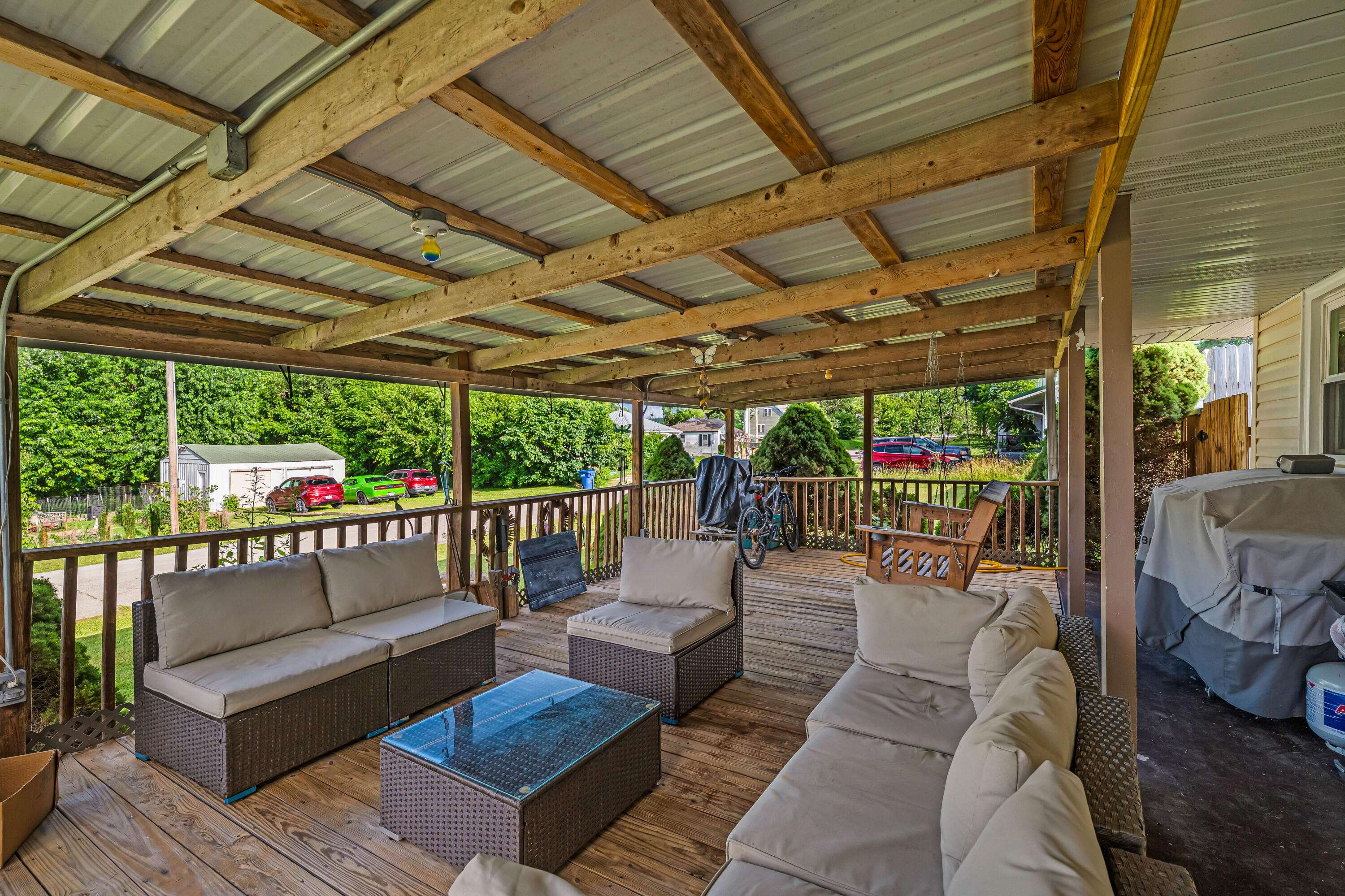 705 Augusta ST, Houston, MO 65483