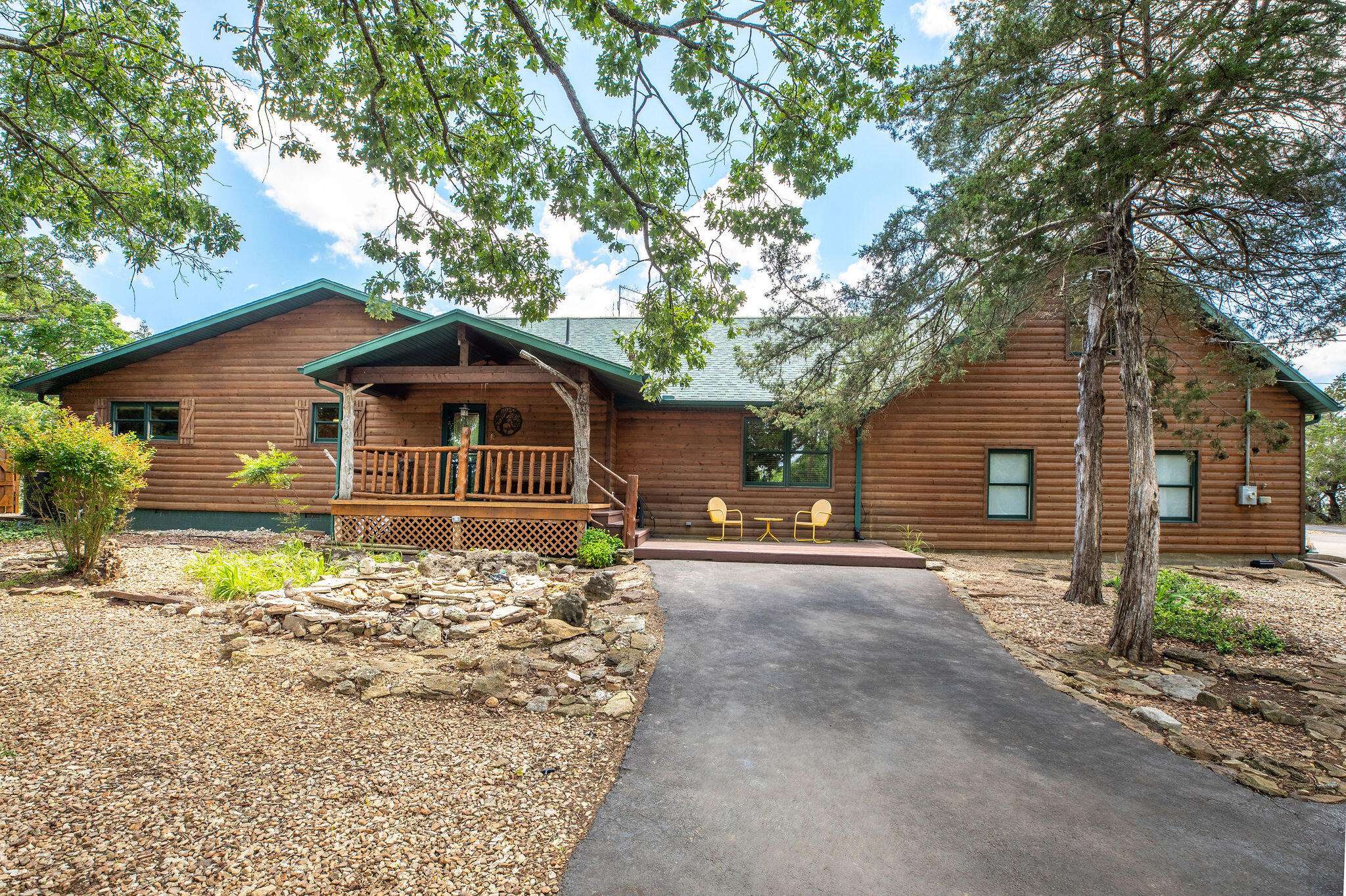 26429 Kings River RD, Shell Knob, MO 65747