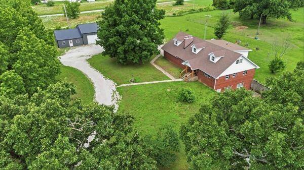 9426 Business 60, Monett, MO 65708