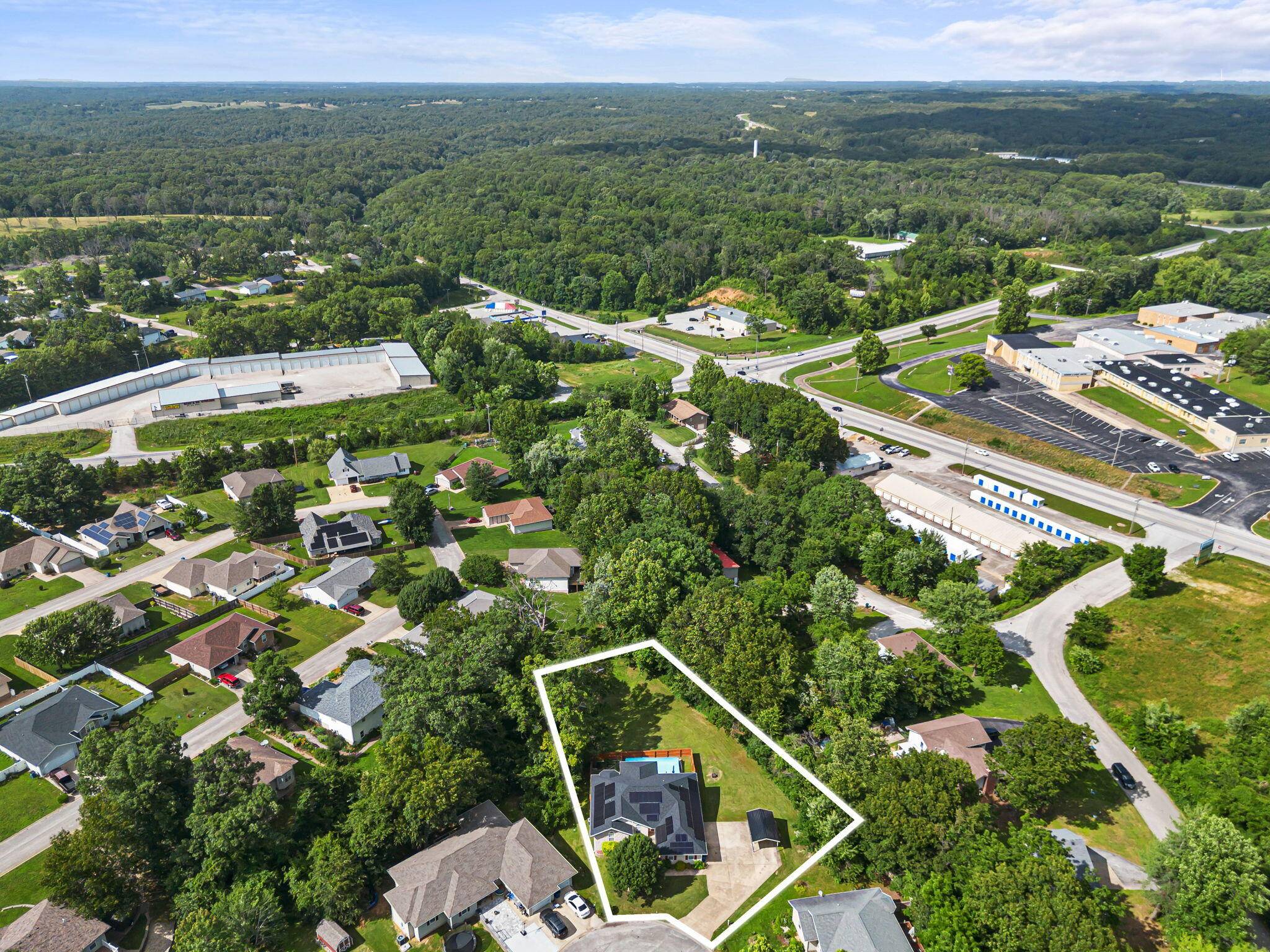 265 Neals TRL, Reeds Spring, MO 65737