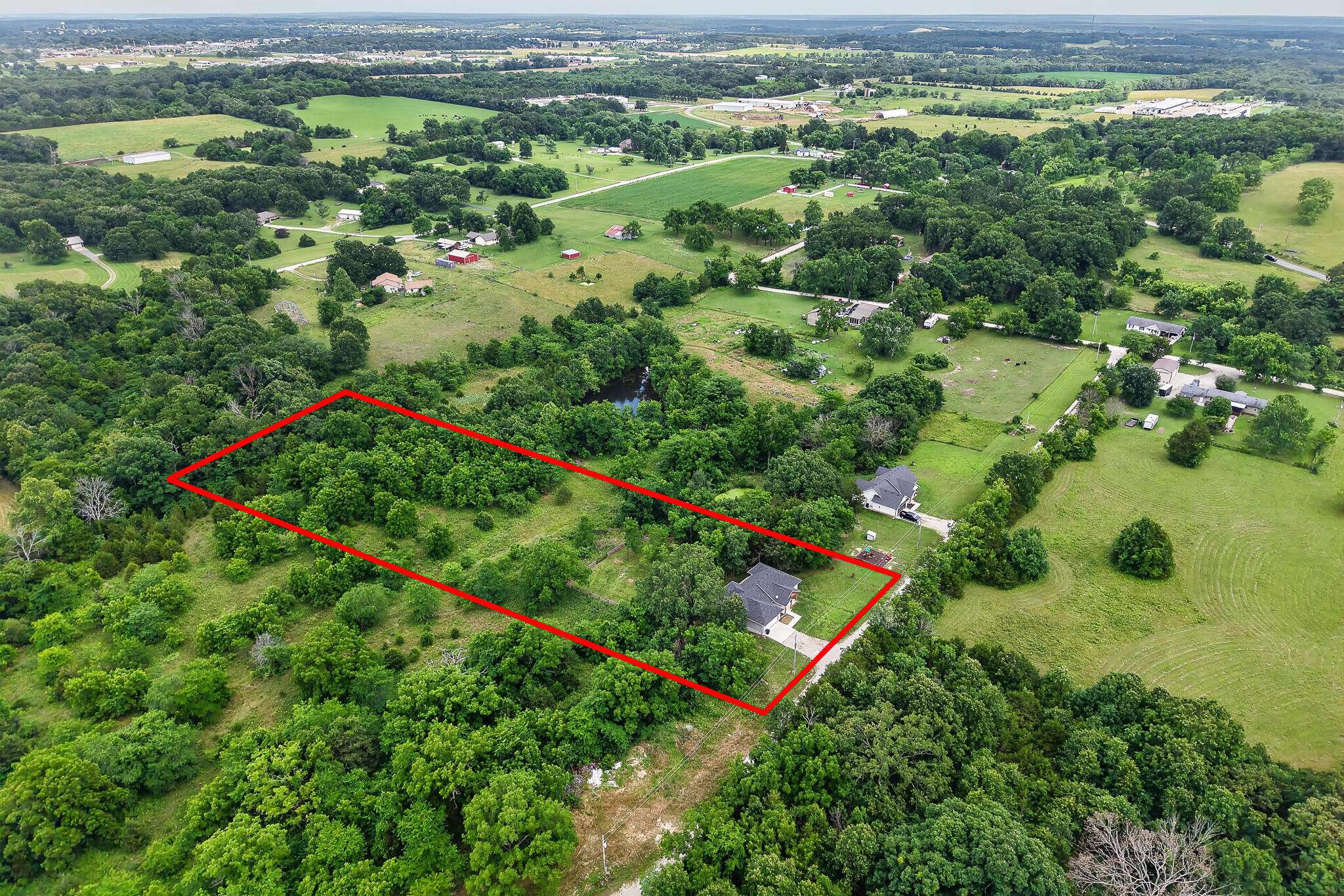 142 Danalia DR, Marshfield, MO 65706