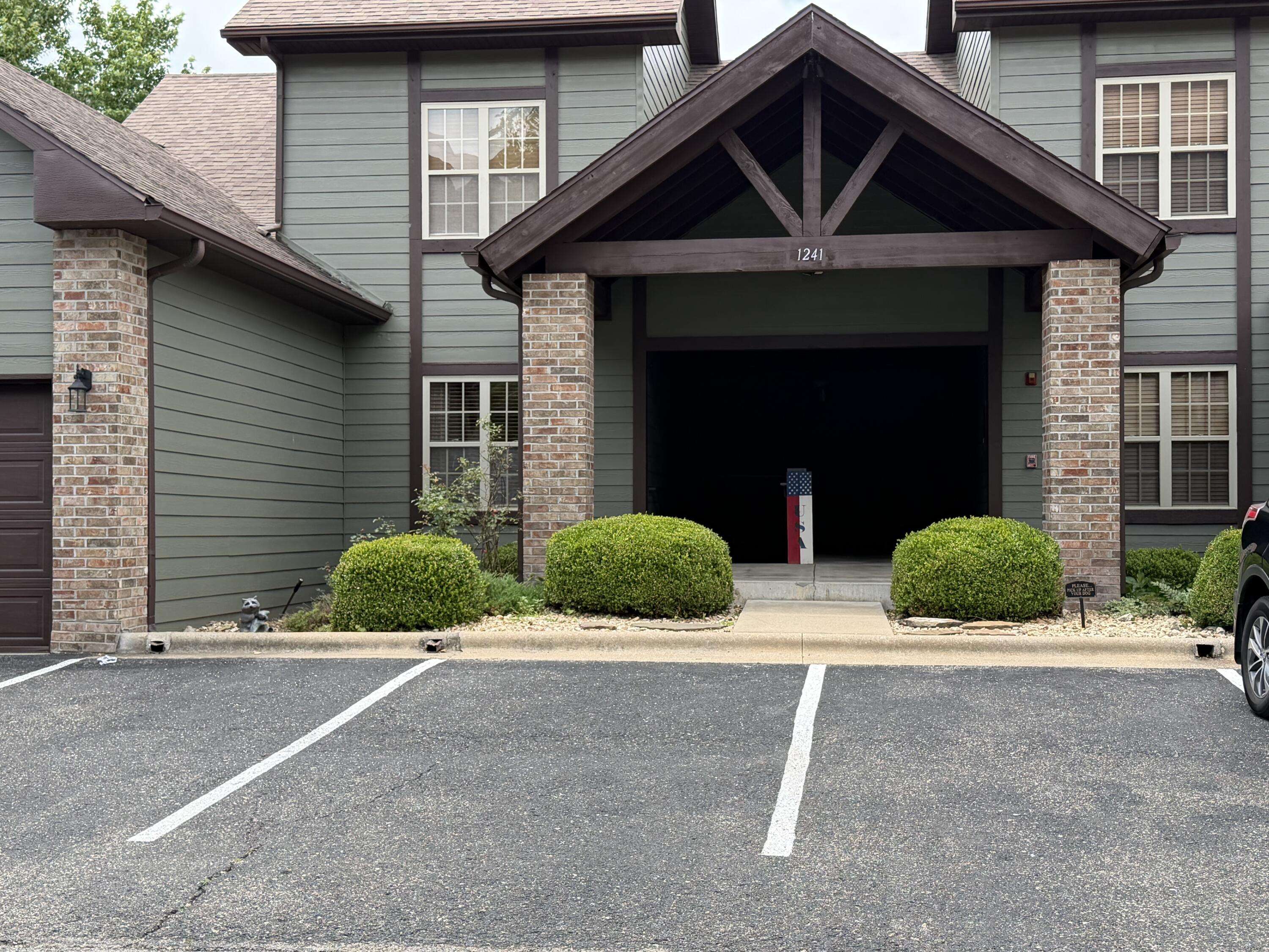 1241 Golf DR #1, Branson West, MO 65737