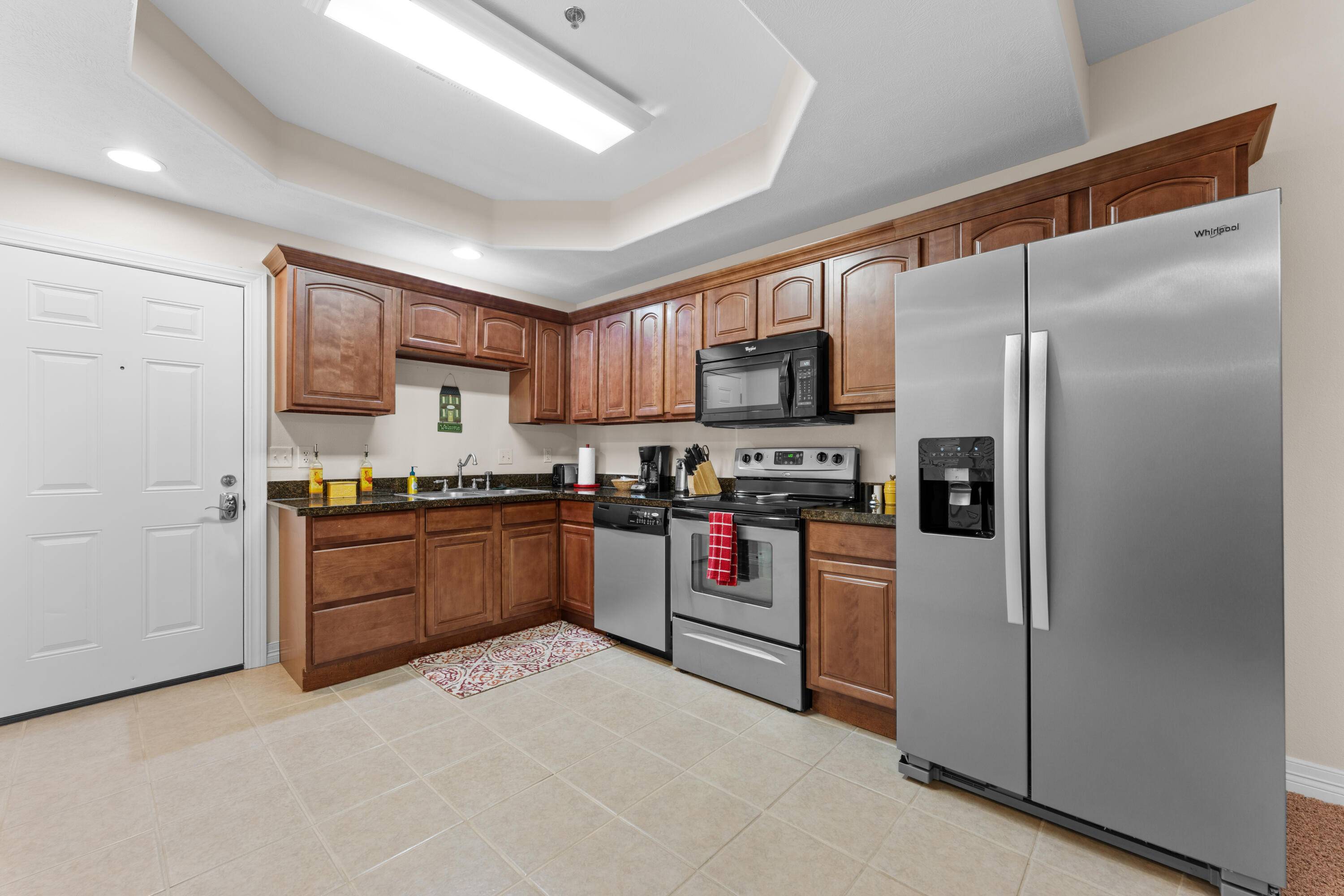180 Grace Chapel RD ##205, Blue Eye, MO 65611